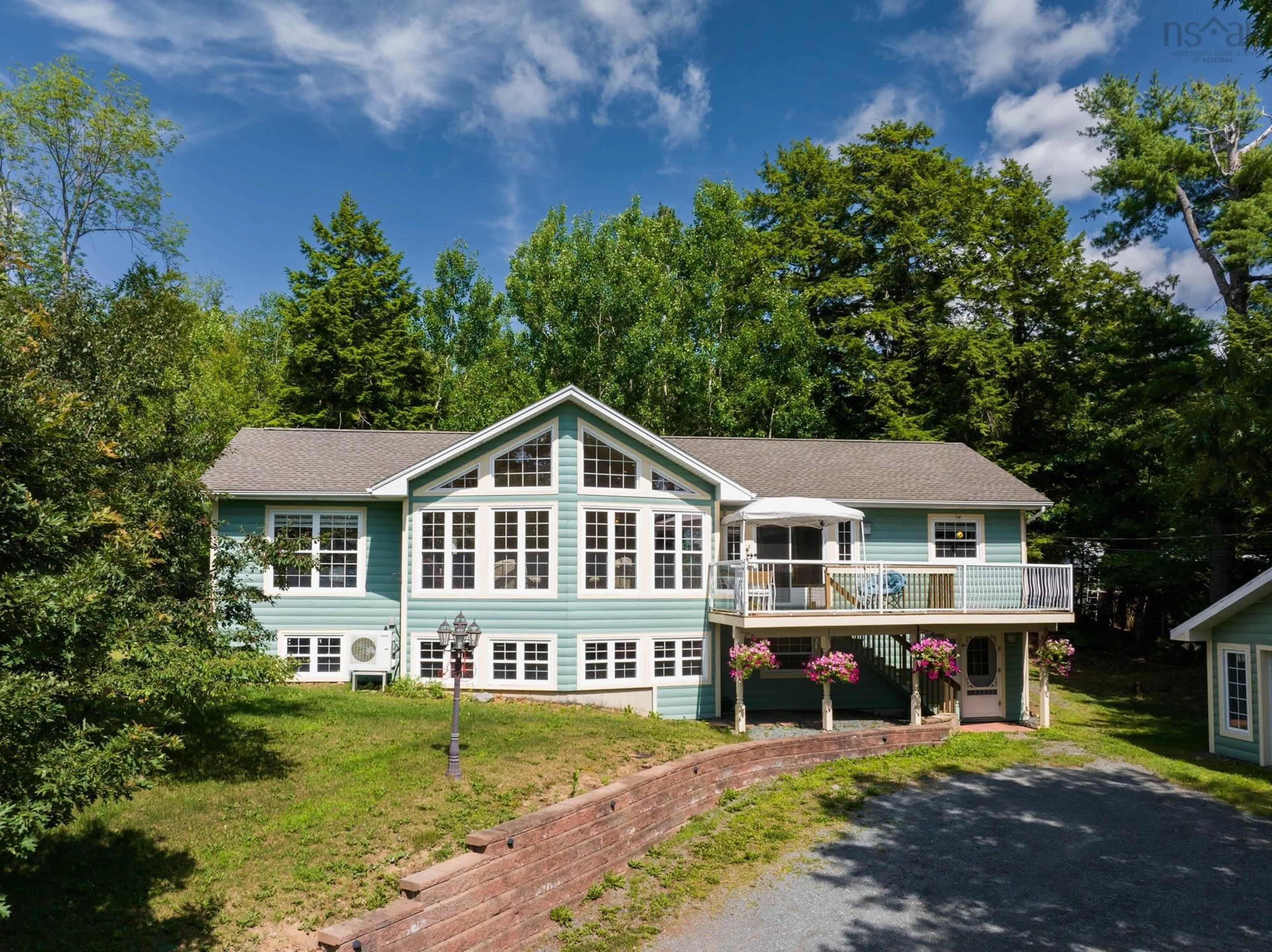 Home with vinyl exterior material, unknown for 4038 Highway 2, Fletchers Lake Nova Scotia B2T 1A3
