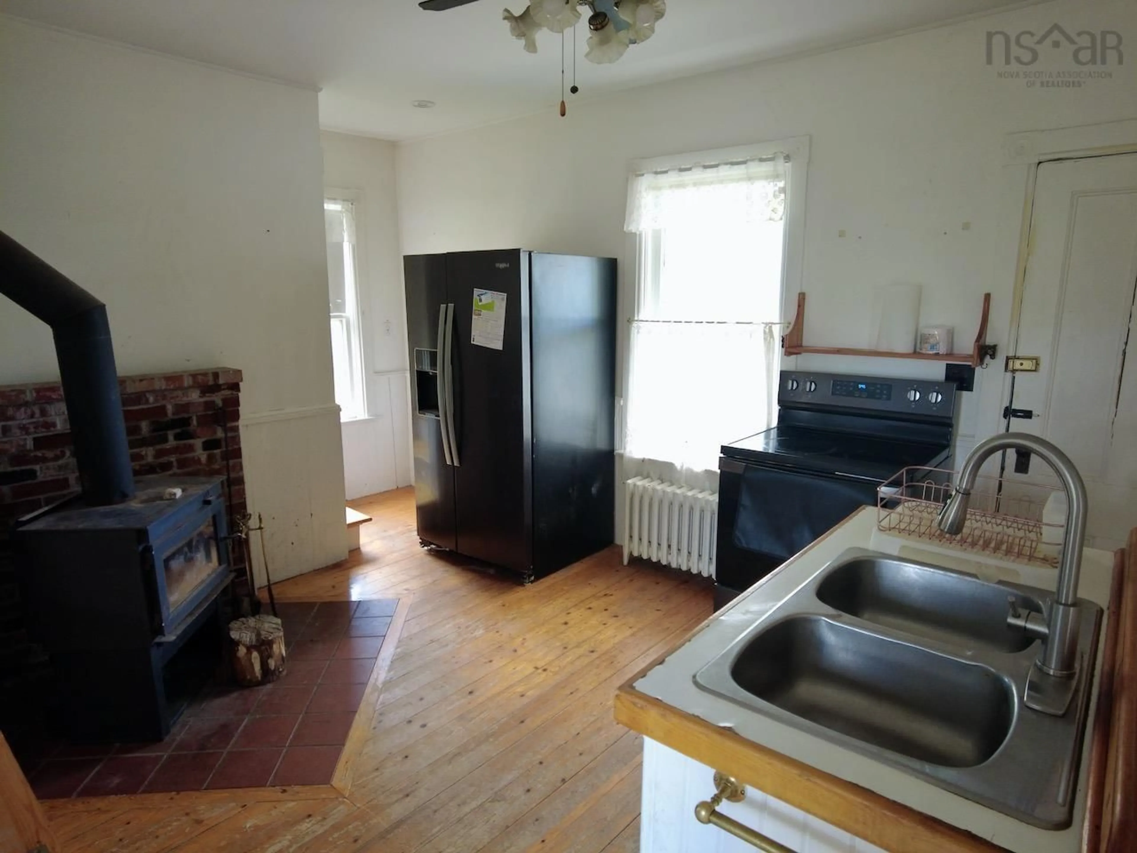 A pic of a room for 9372 Highway 6 Hwy, Pugwash Nova Scotia B0K 1L0