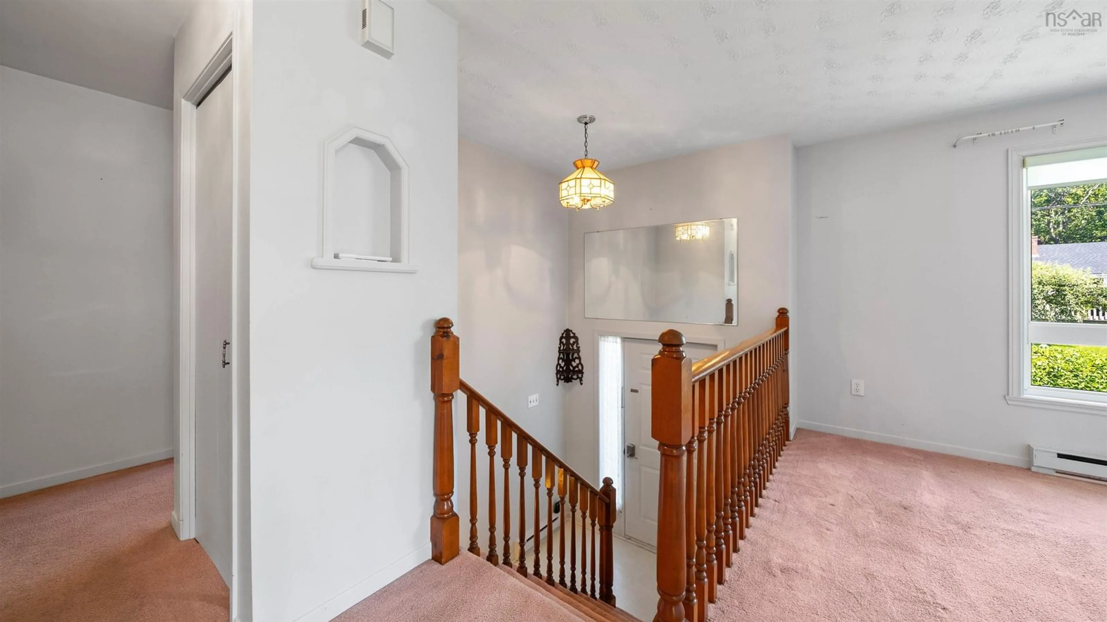 Indoor foyer for 40 Stone Terr, Bedford Nova Scotia B4A 2G8