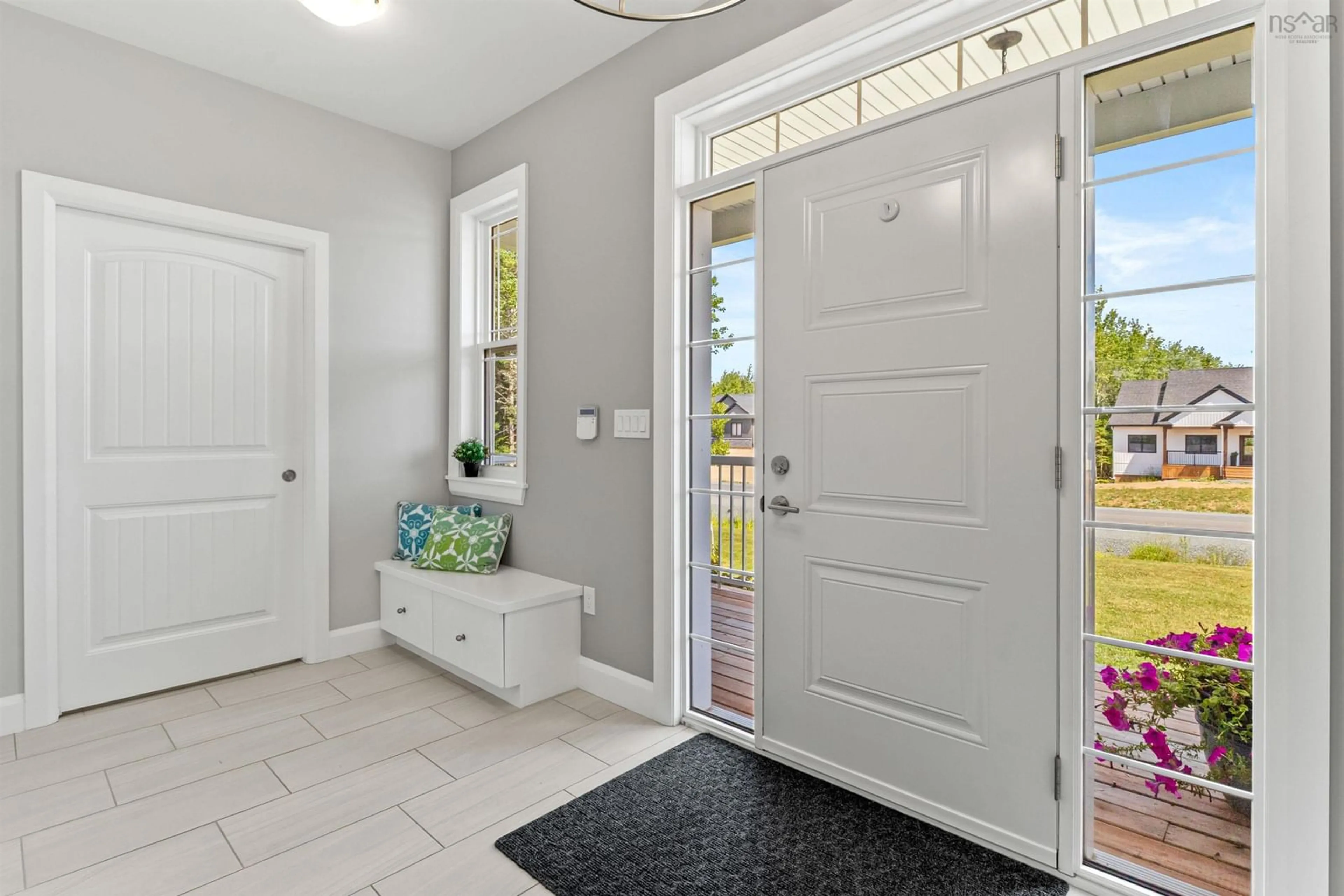 Indoor entryway for 379 Meadow View Way, Belnan Nova Scotia B2S 3K1