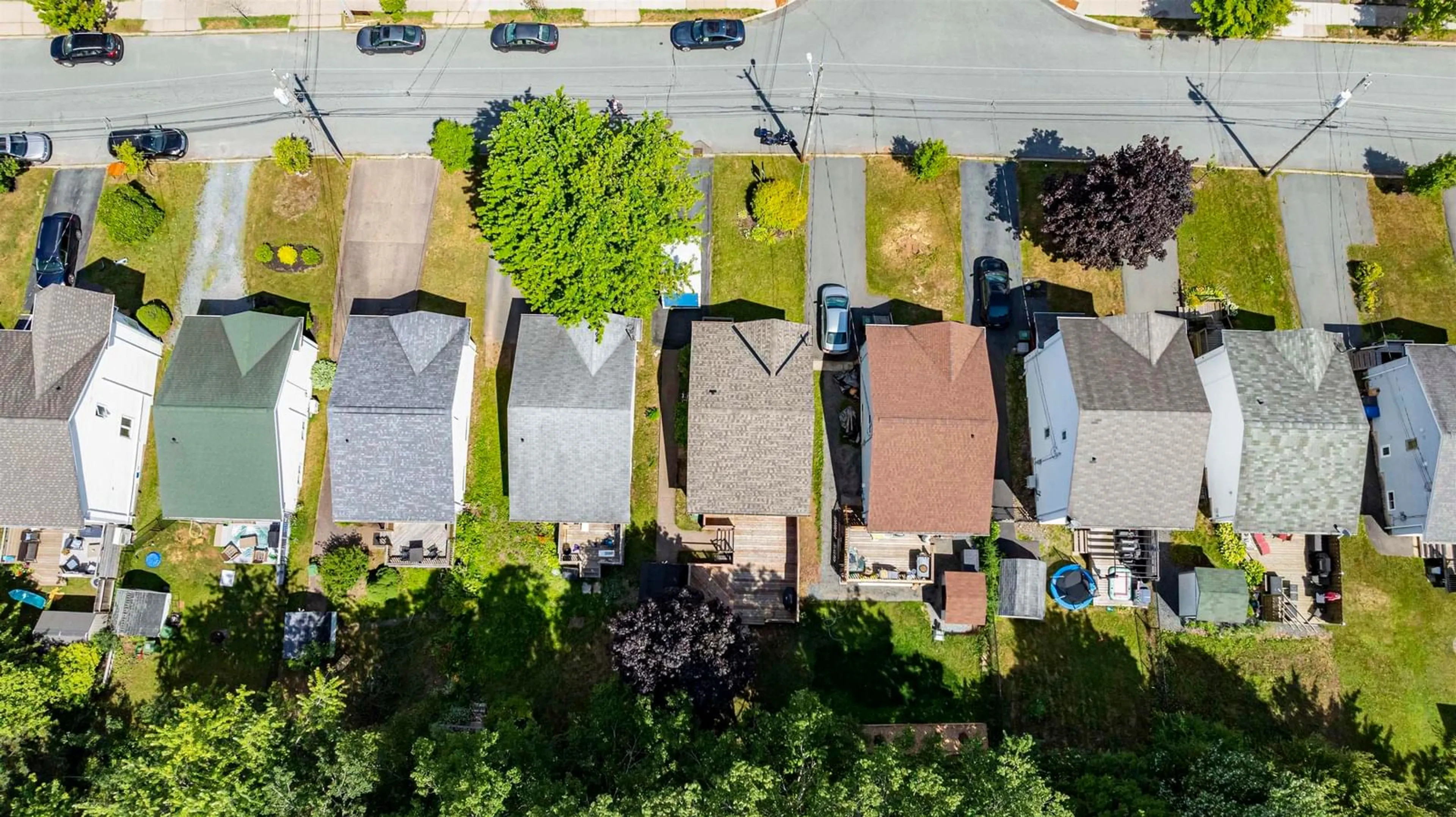 A pic from outside/outdoor area/front of a property/back of a property/a pic from drone, street for 73 Armcrest Dr, Lower Sackville Nova Scotia B4C 3Z8