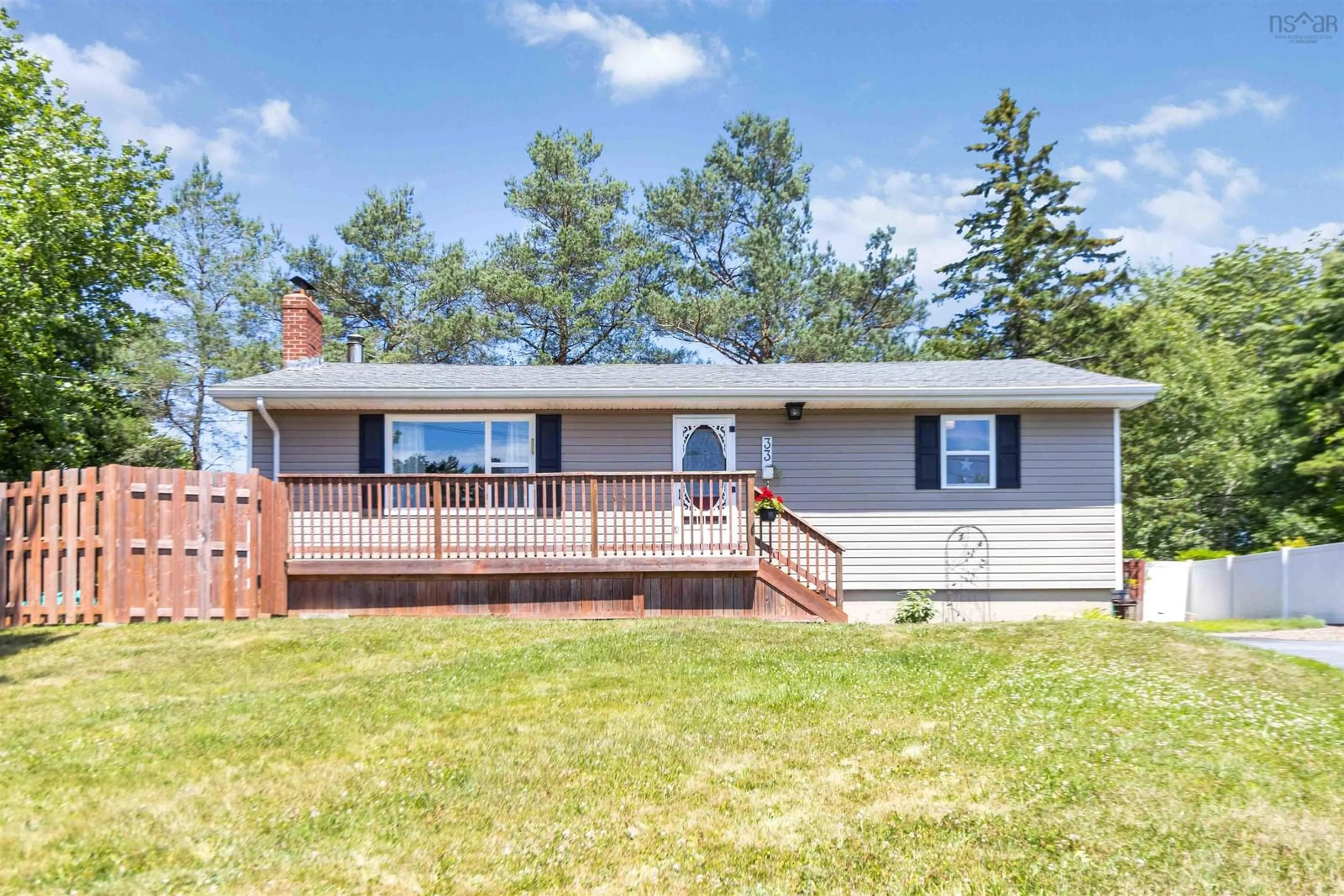 Home with vinyl exterior material, water/lake/river/ocean view for 33 Florence St, Lower Sackville Nova Scotia B4G 1J7