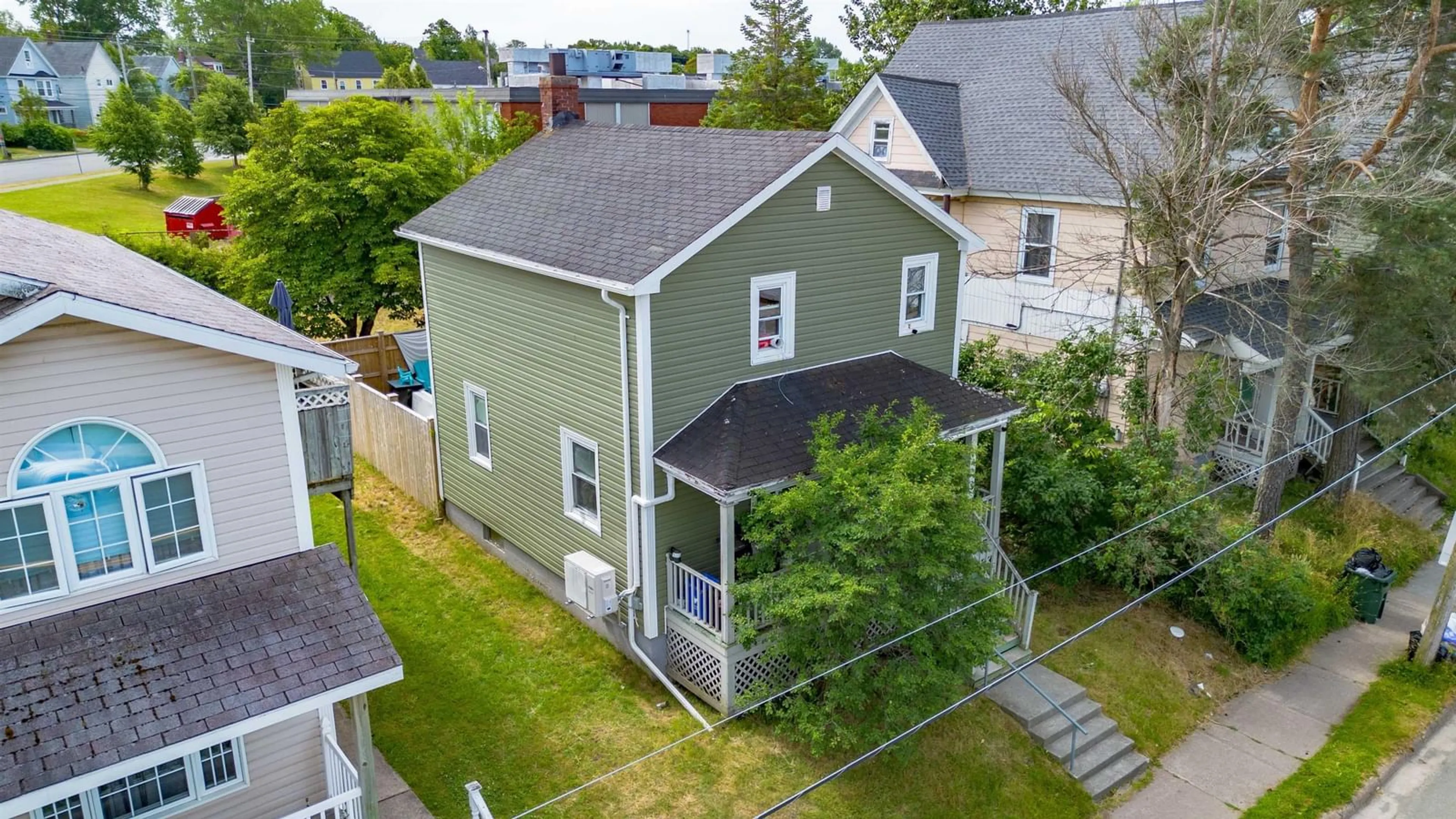 A pic from outside/outdoor area/front of a property/back of a property/a pic from drone, street for 482 Townsend Street, Sydney Nova Scotia B1P 5G6