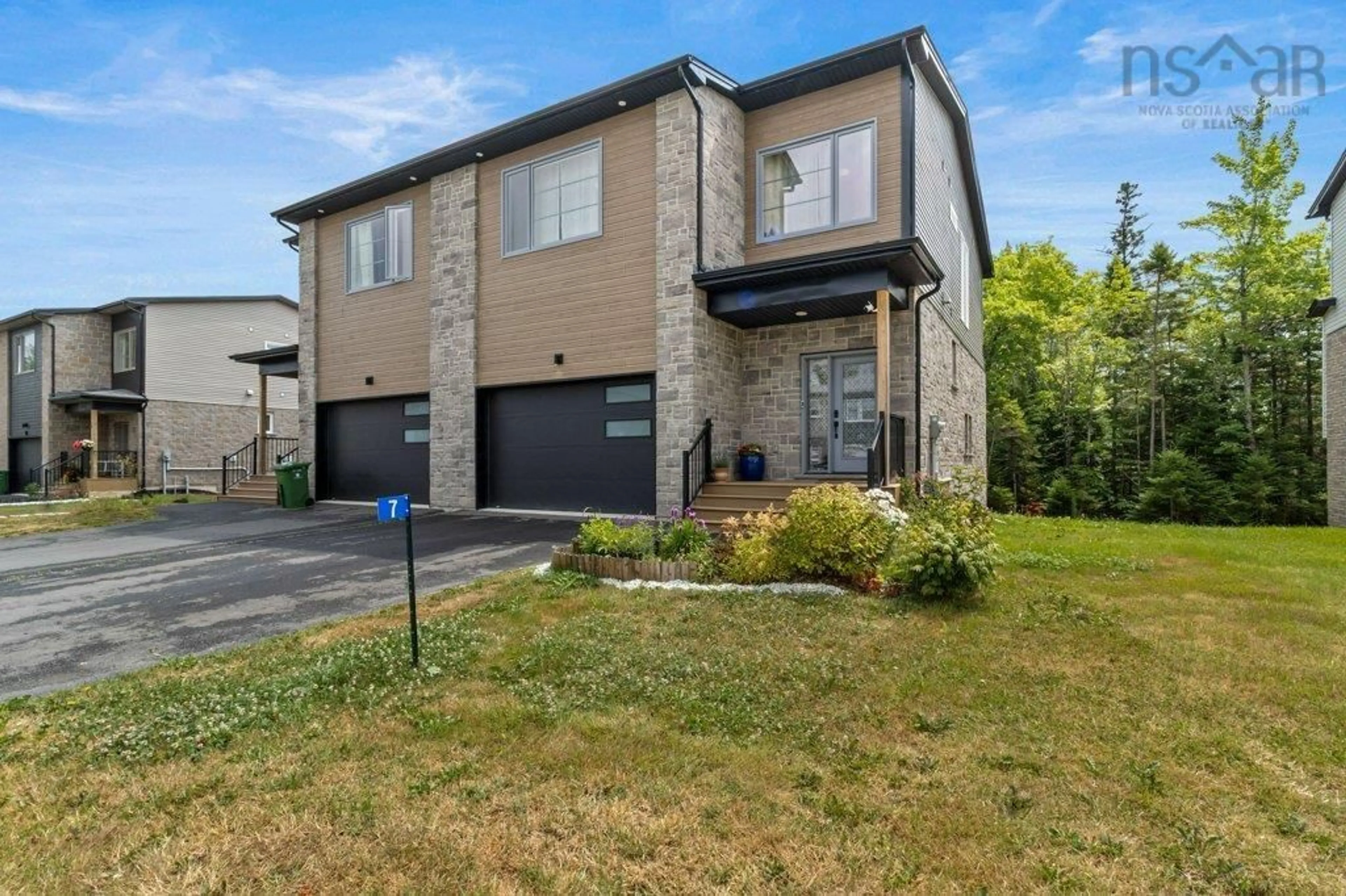 Unknown for 7 Lew Cres, Lantz Nova Scotia B2S 0H9