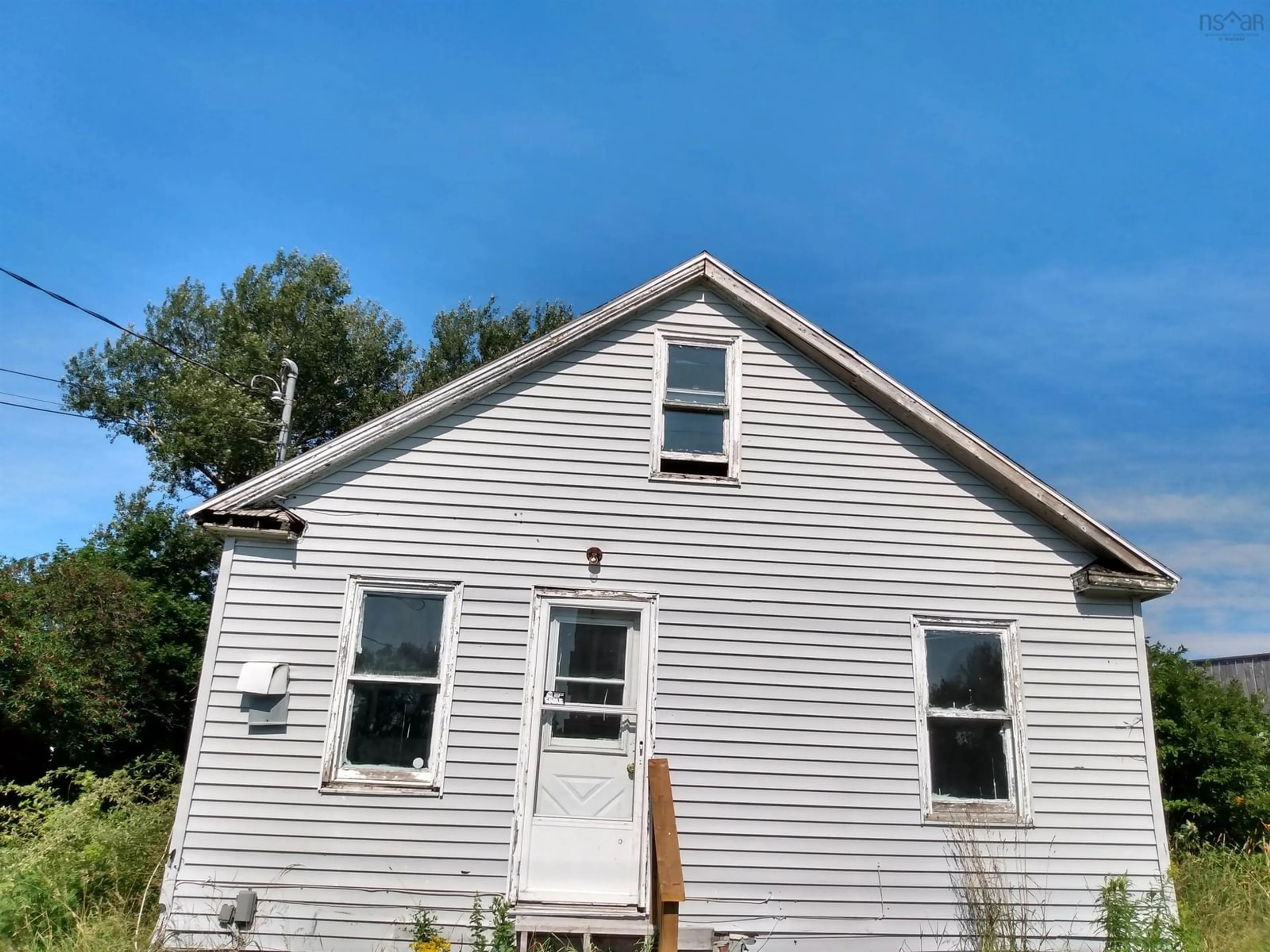 Home with vinyl exterior material, building for 285 Curran St, New Waterford Nova Scotia B1H 2Z9