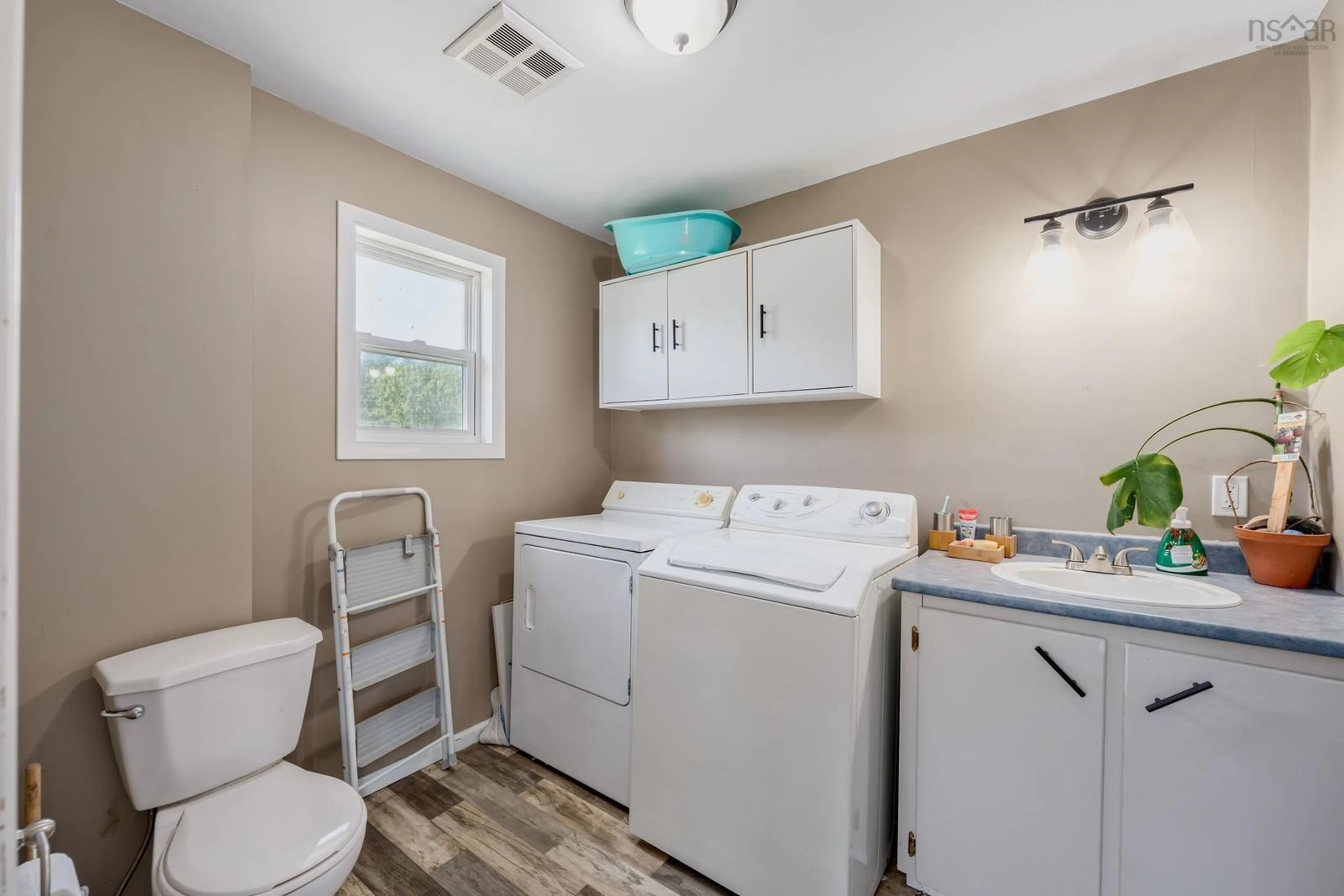 Laundry room for 47 Golden Glow Lane, Little River Harbour Nova Scotia B0W 1B0