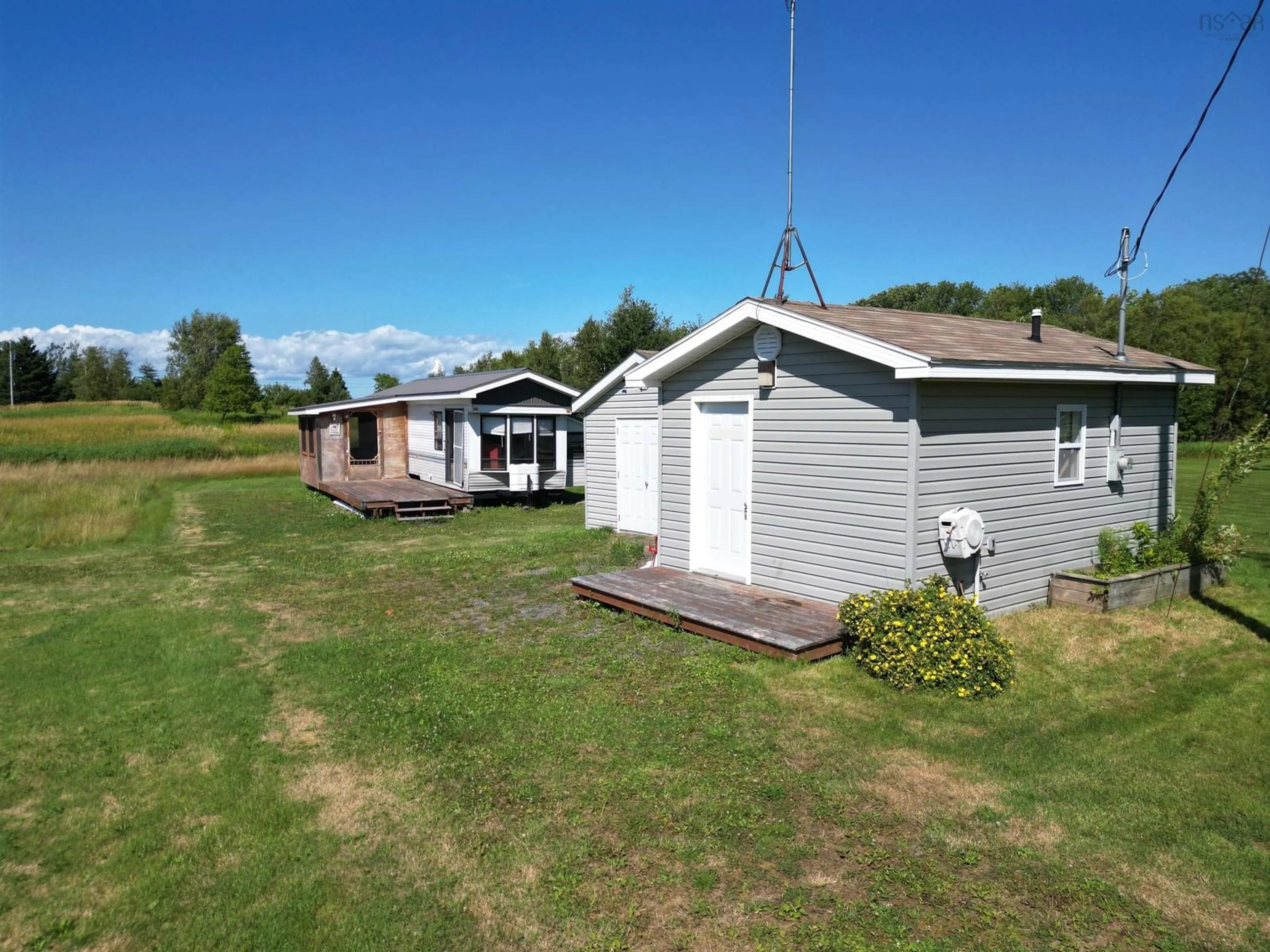 A pic from outside/outdoor area/front of a property/back of a property/a pic from drone, building for 9 Arrow Head Cres, Waterside Nova Scotia B0K 1H0