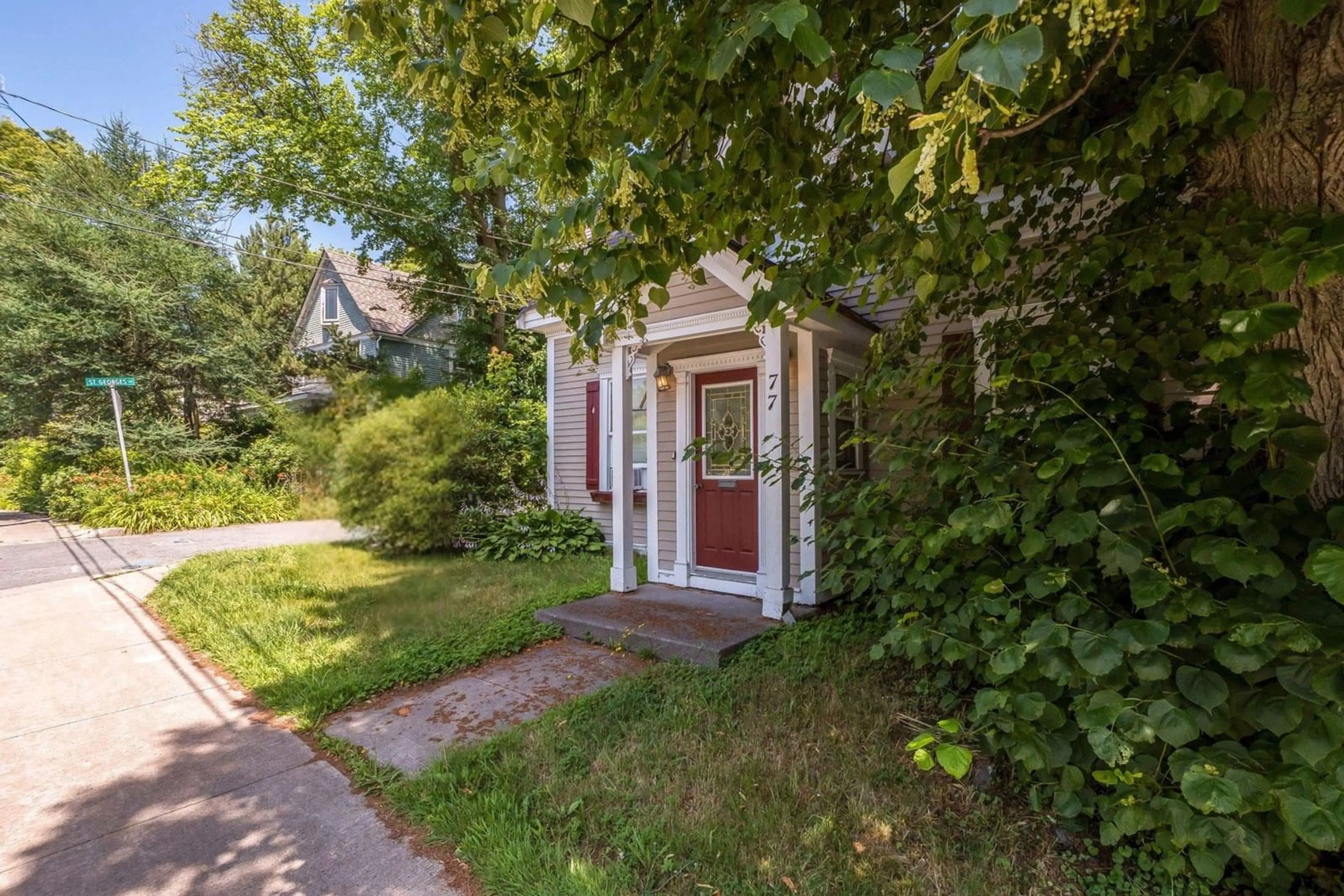 Unknown for 77 Pleasant St, Dartmouth Nova Scotia B2Y 3P6