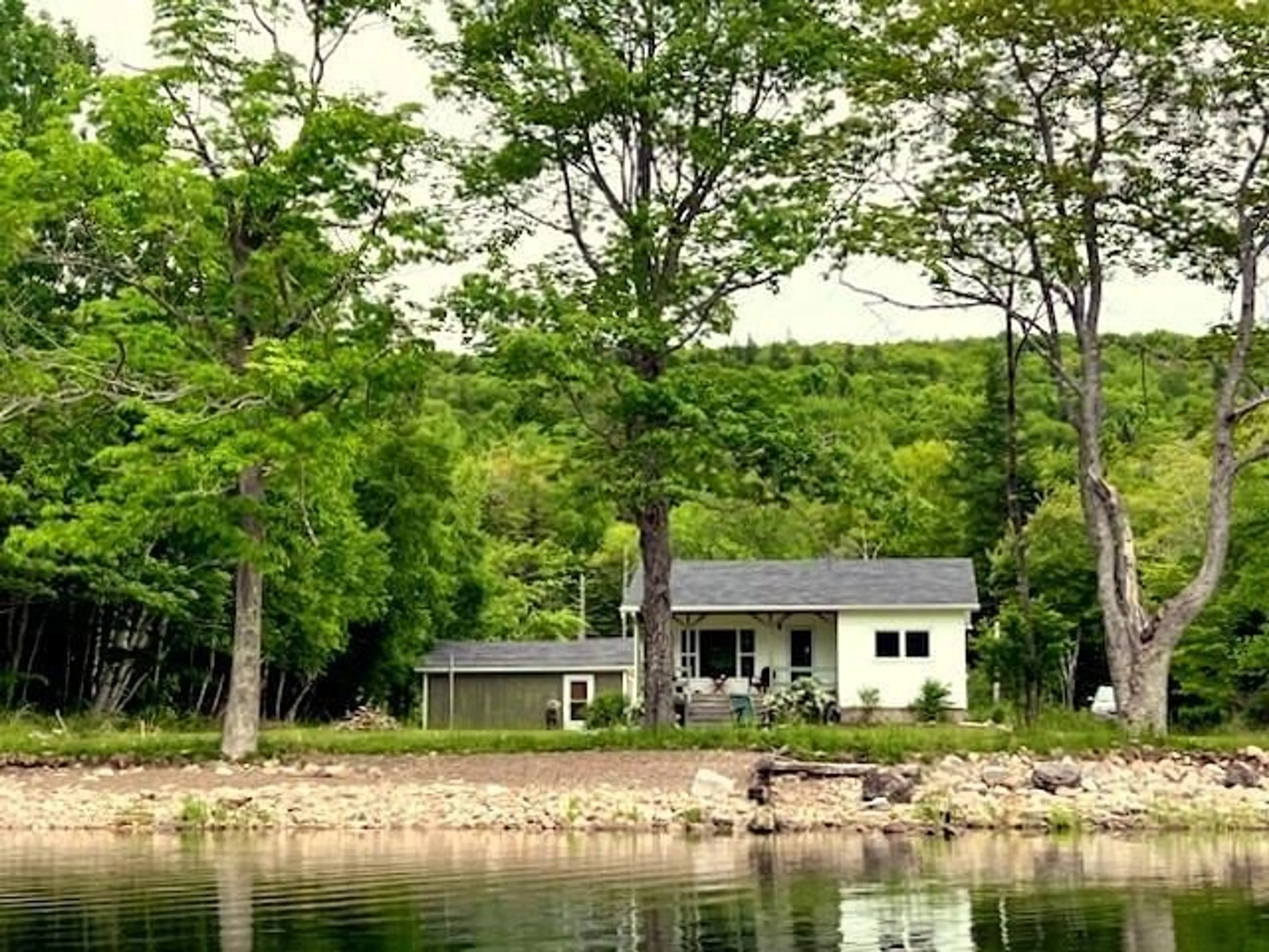 Home with vinyl exterior material, water/lake/river/ocean view for 1707 Highway 395, East Lake Ainslie Nova Scotia B0E 3M0