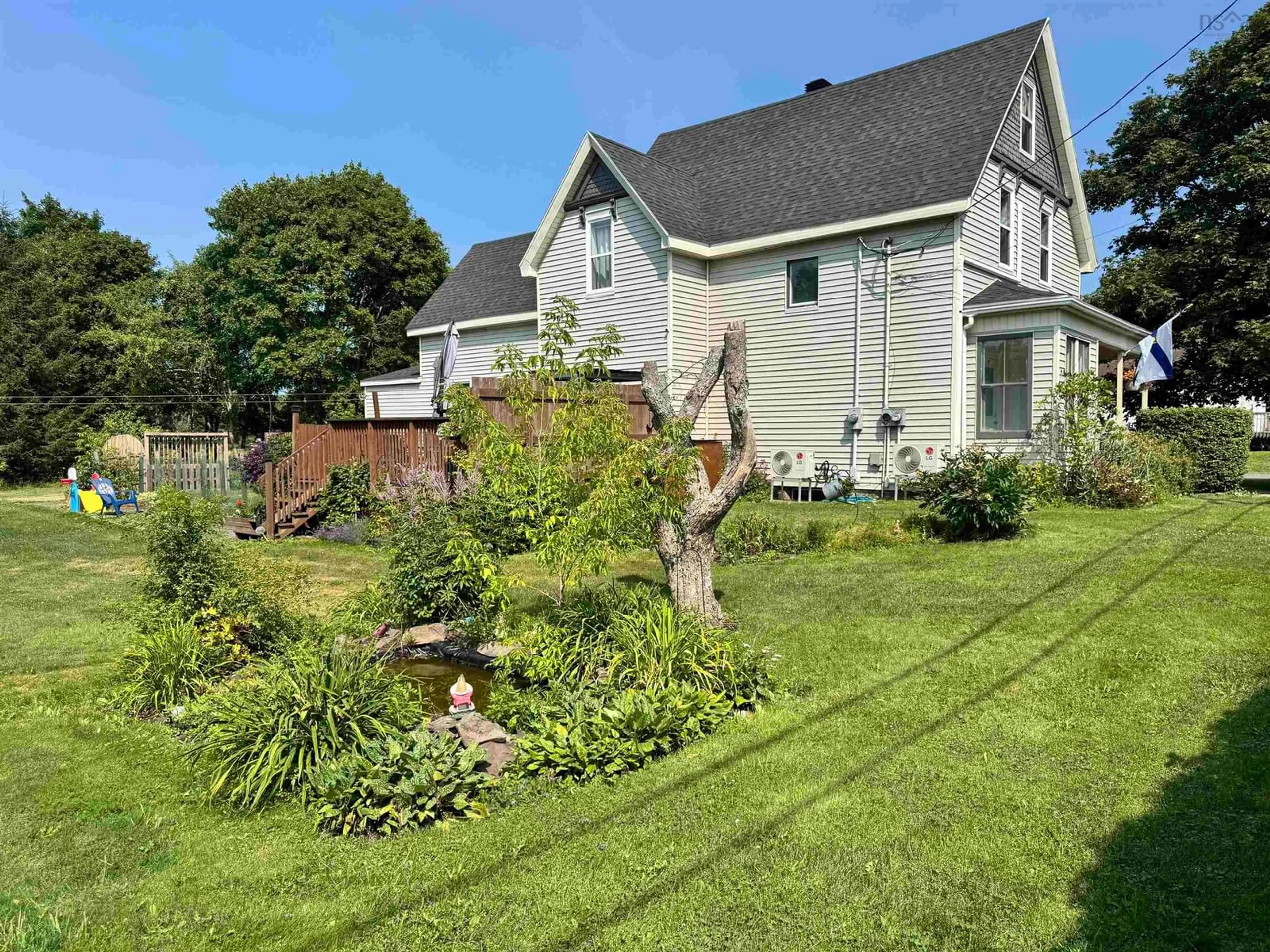 A pic from outside/outdoor area/front of a property/back of a property/a pic from drone, street for 2112 North St, Westville Nova Scotia B0K 2A0