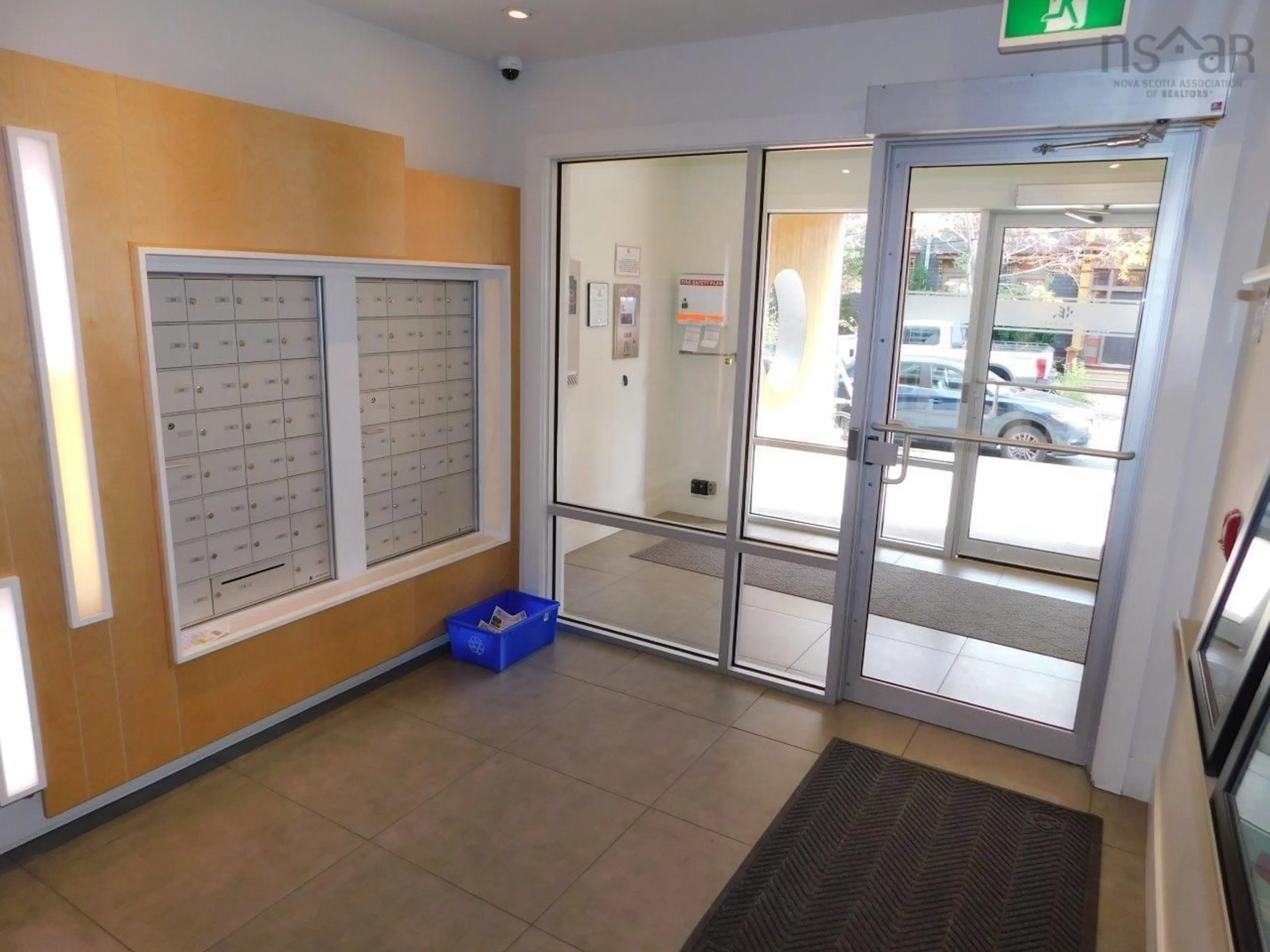 Indoor foyer for 5677 Harris St #204, Halifax Peninsula Nova Scotia B3K 0G4