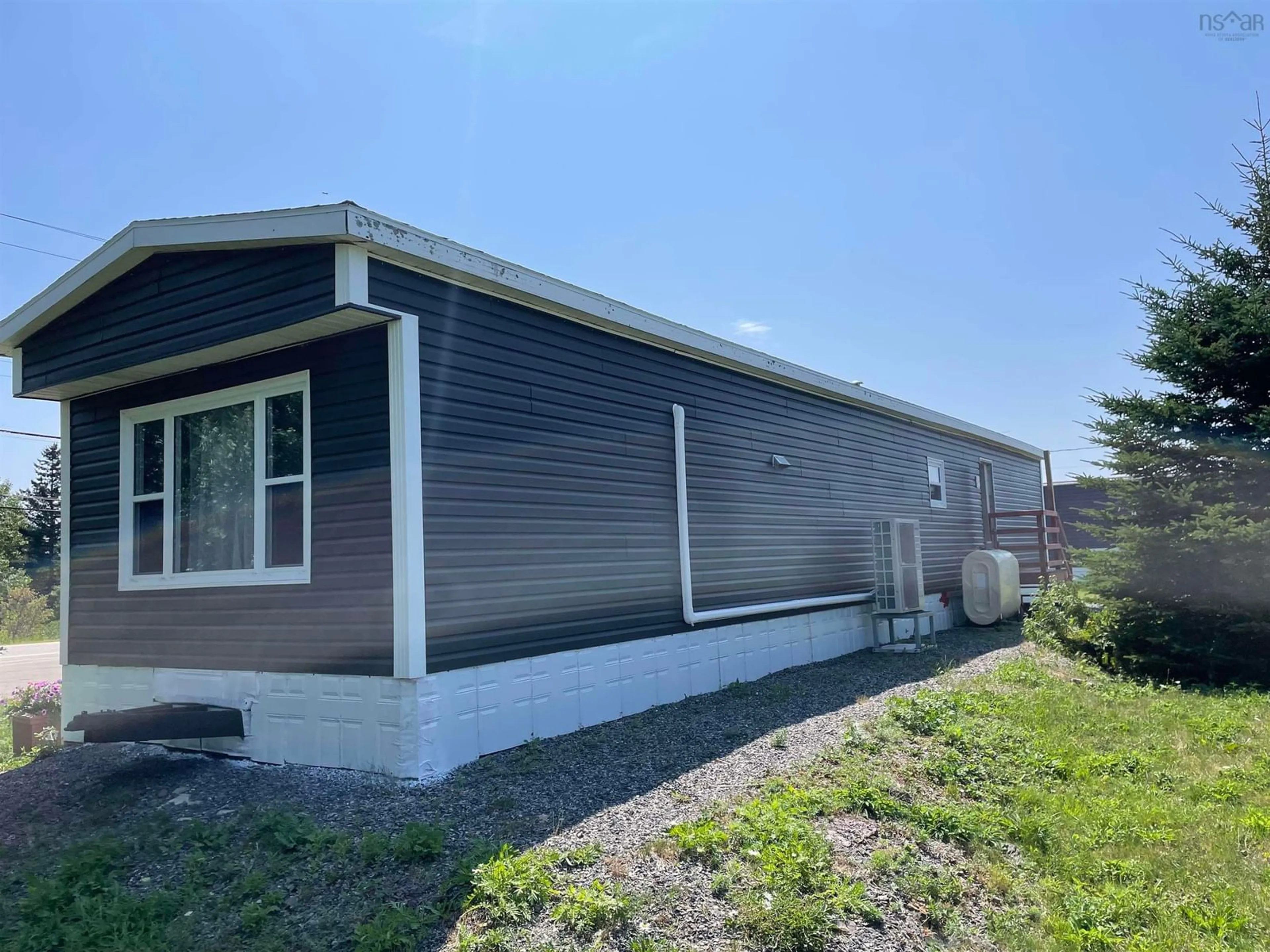 Home with vinyl exterior material, building for 3739 New Waterford Highway, New Victoria Nova Scotia B1H 5B8