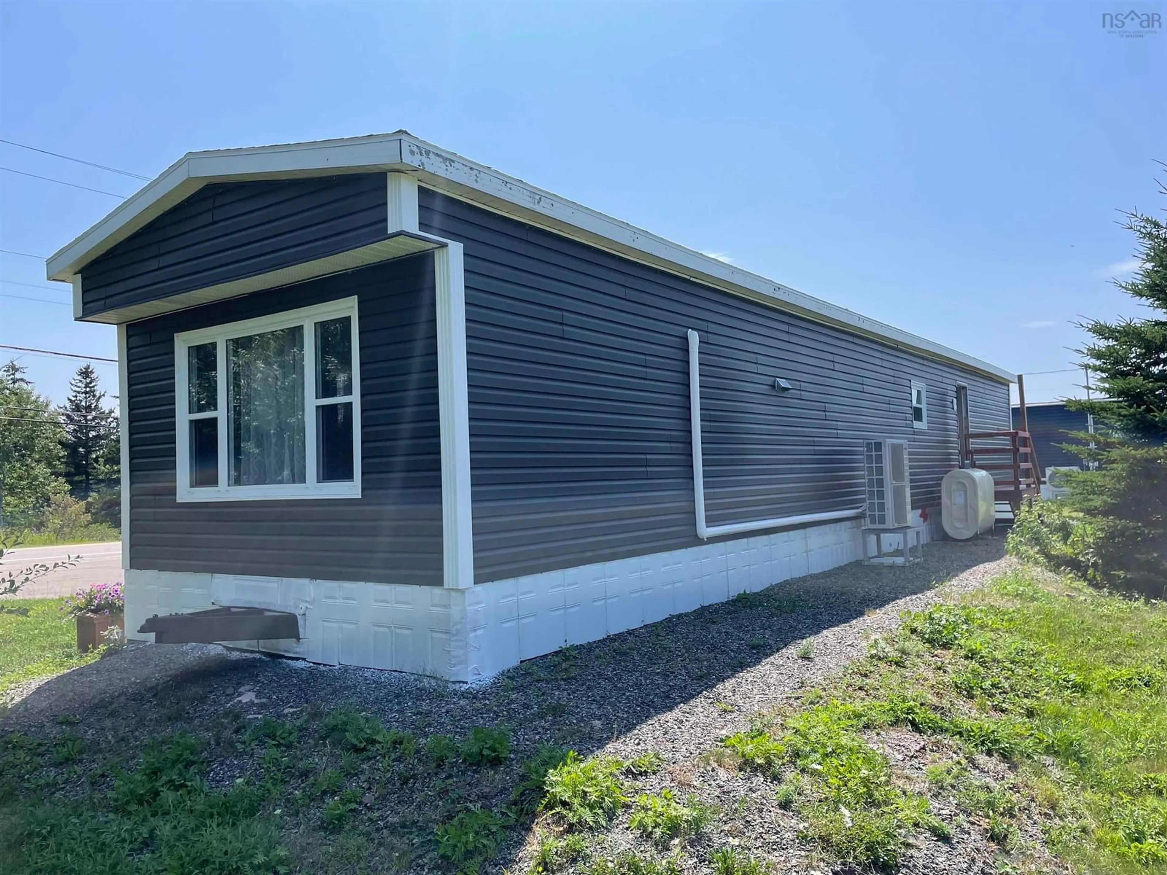 Home with vinyl exterior material, building for 3739 New Waterford Highway, New Victoria Nova Scotia B1H 5B8