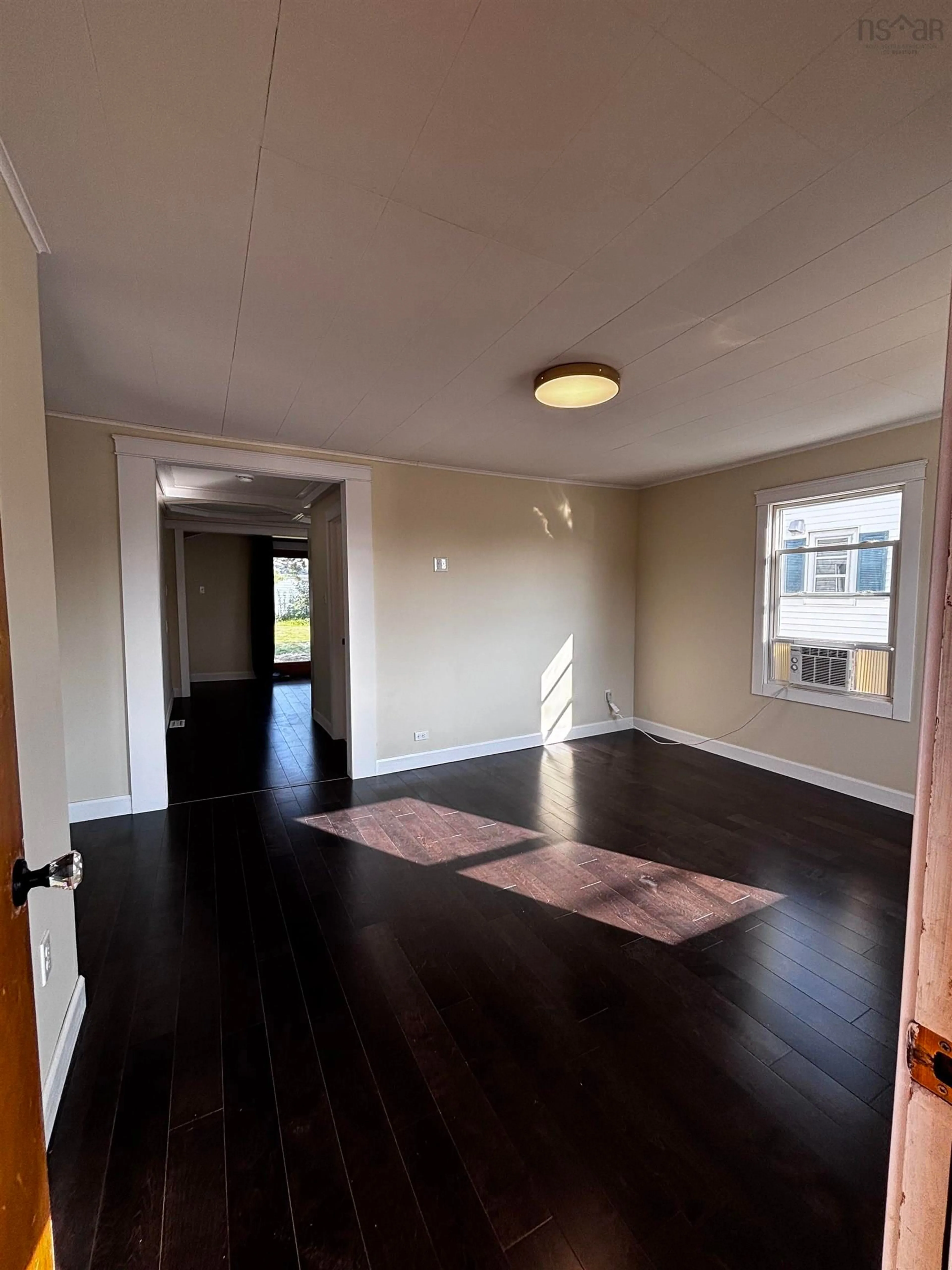 A pic of a room for 531 High Street, New Glasgow Nova Scotia B2H 2X9