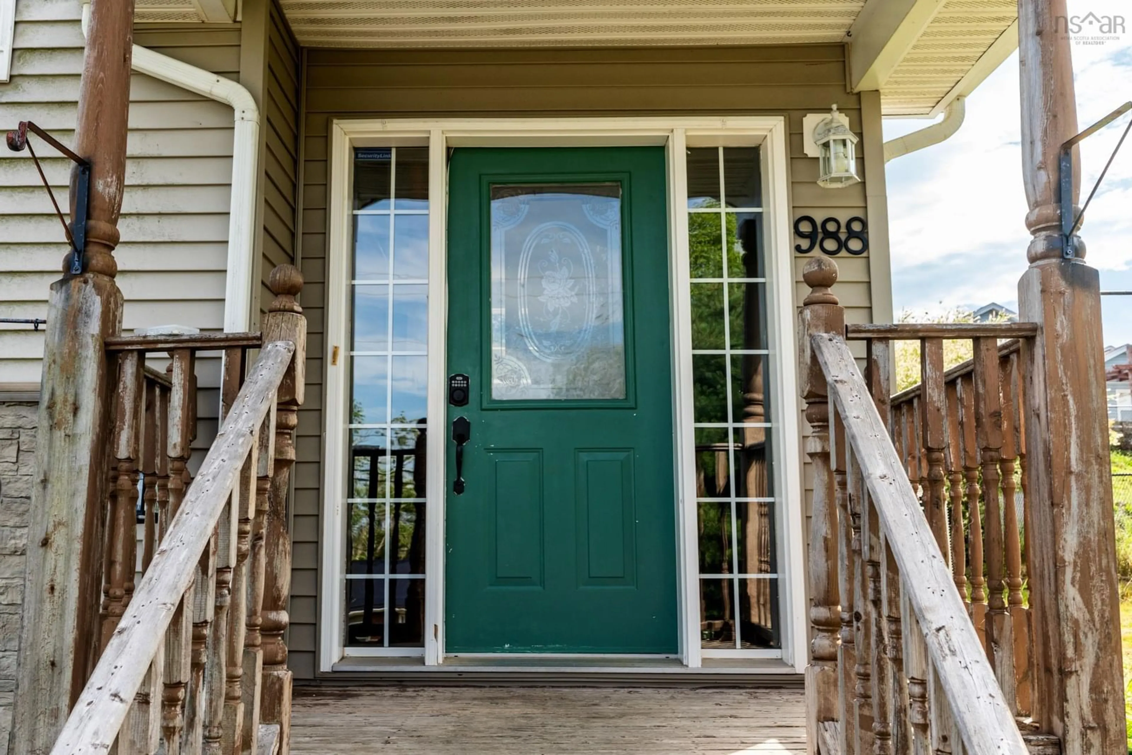 Indoor entryway for 988 Old Sackville Rd, Lower Sackville Nova Scotia B4C 2J9