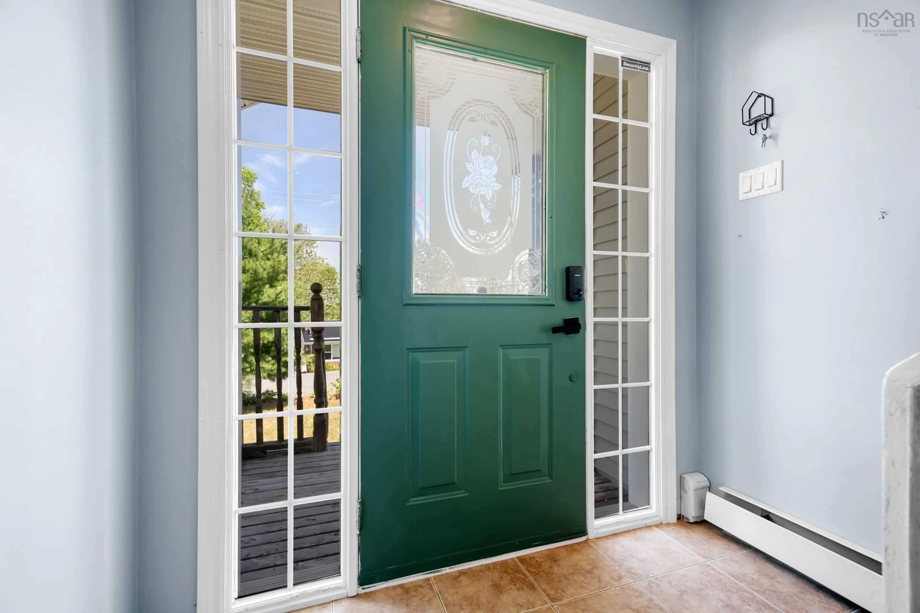 Indoor entryway for 988 Old Sackville Rd, Lower Sackville Nova Scotia B4C 2J9