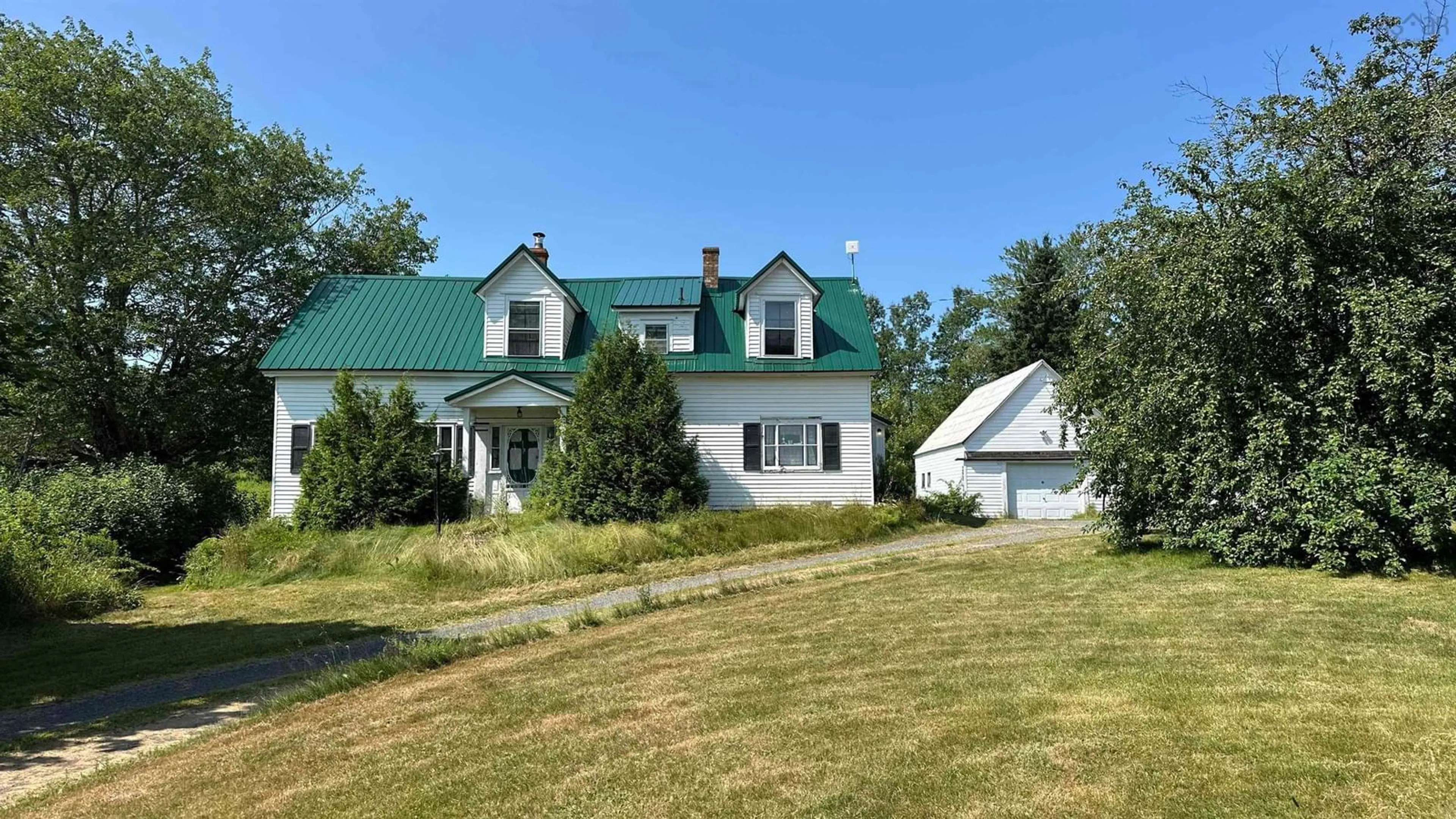 A pic from outside/outdoor area/front of a property/back of a property/a pic from drone, unknown for 5588 204 Hwy, Oxford Nova Scotia B0M 1P0