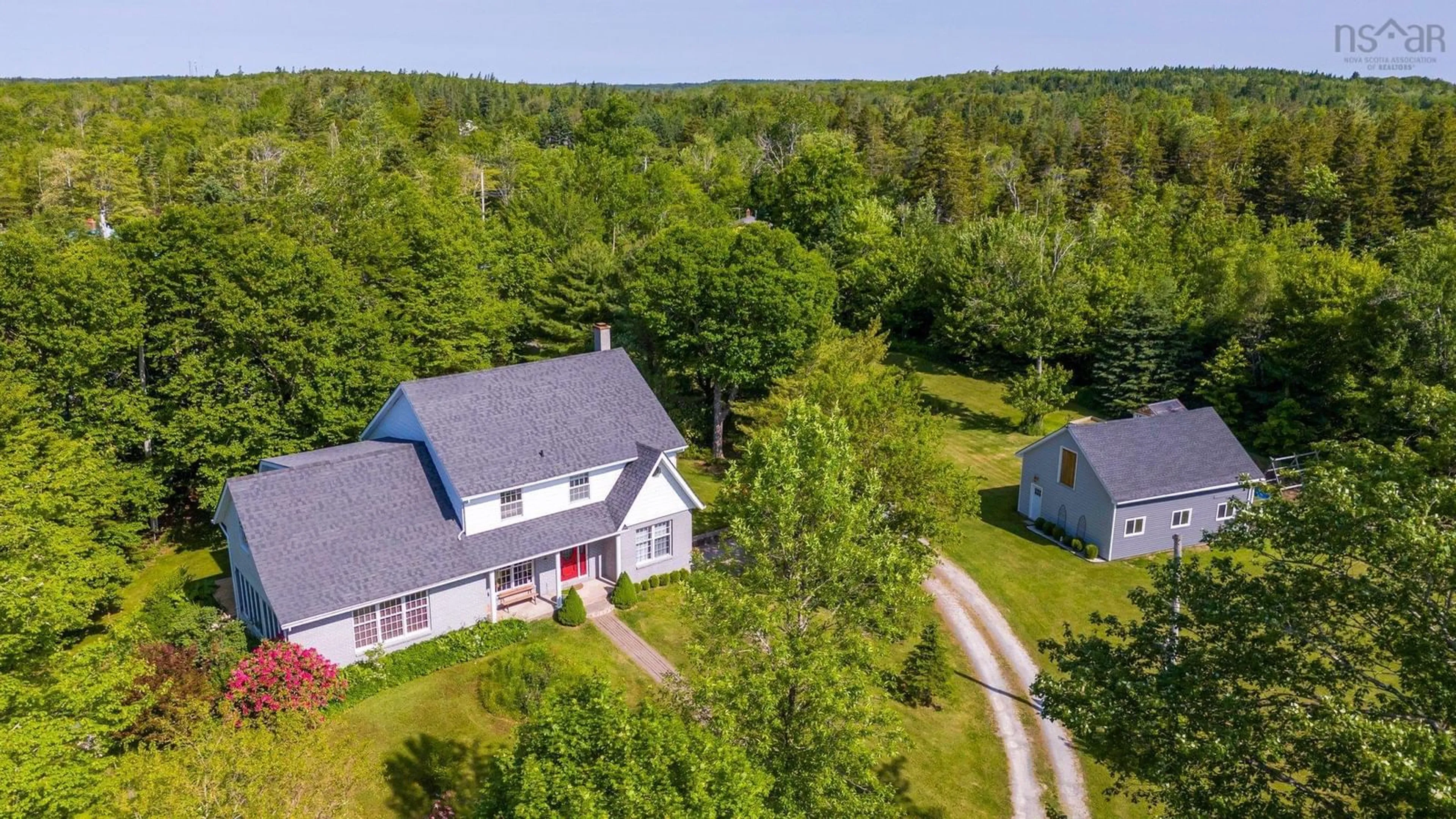 A pic from outside/outdoor area/front of a property/back of a property/a pic from drone, unknown for 2 Frederick Ave, Lakelands Nova Scotia B0N 1Z0