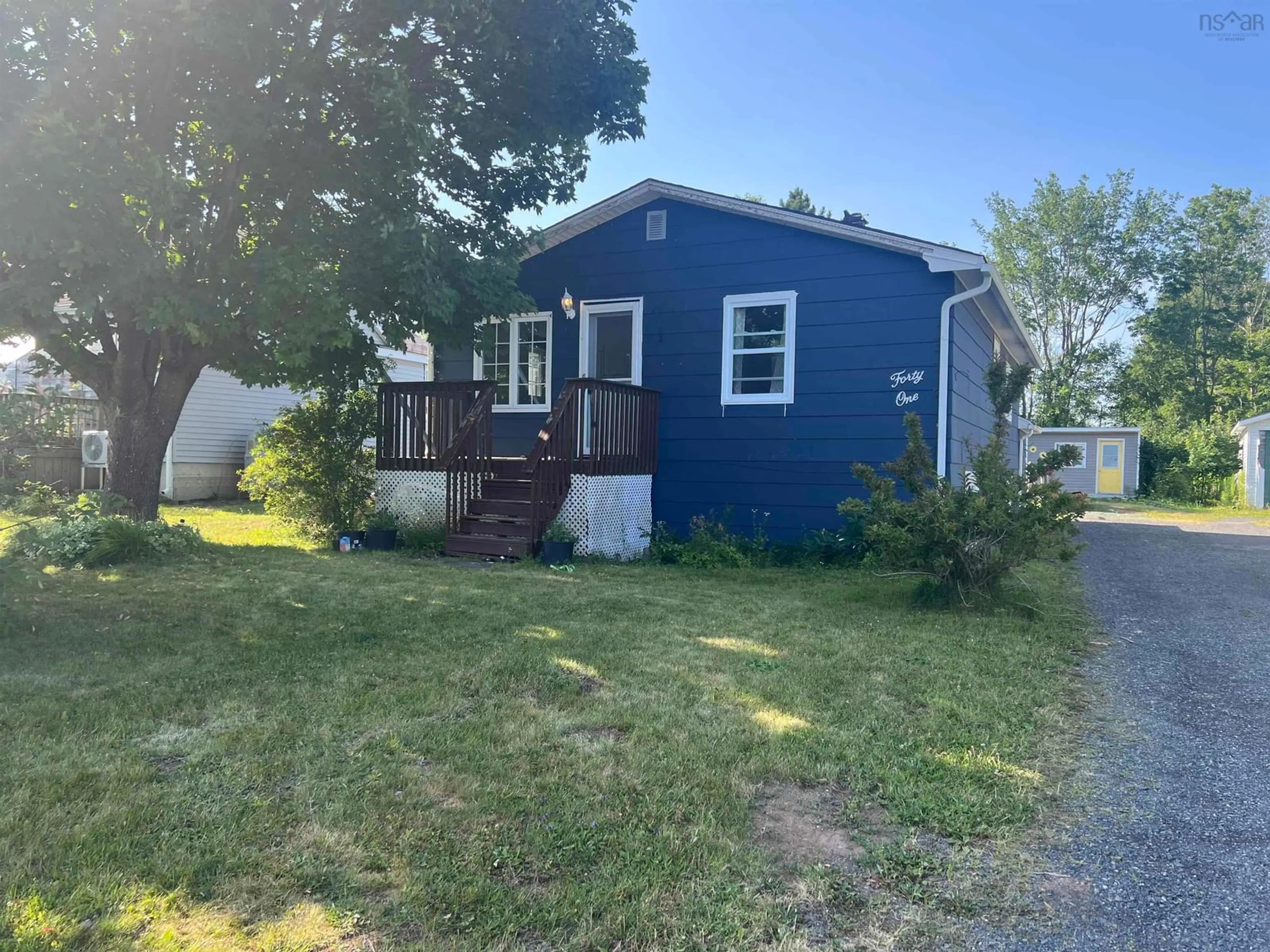 Shed for 41 Coll Ave, Stellarton Nova Scotia B0K 1S0