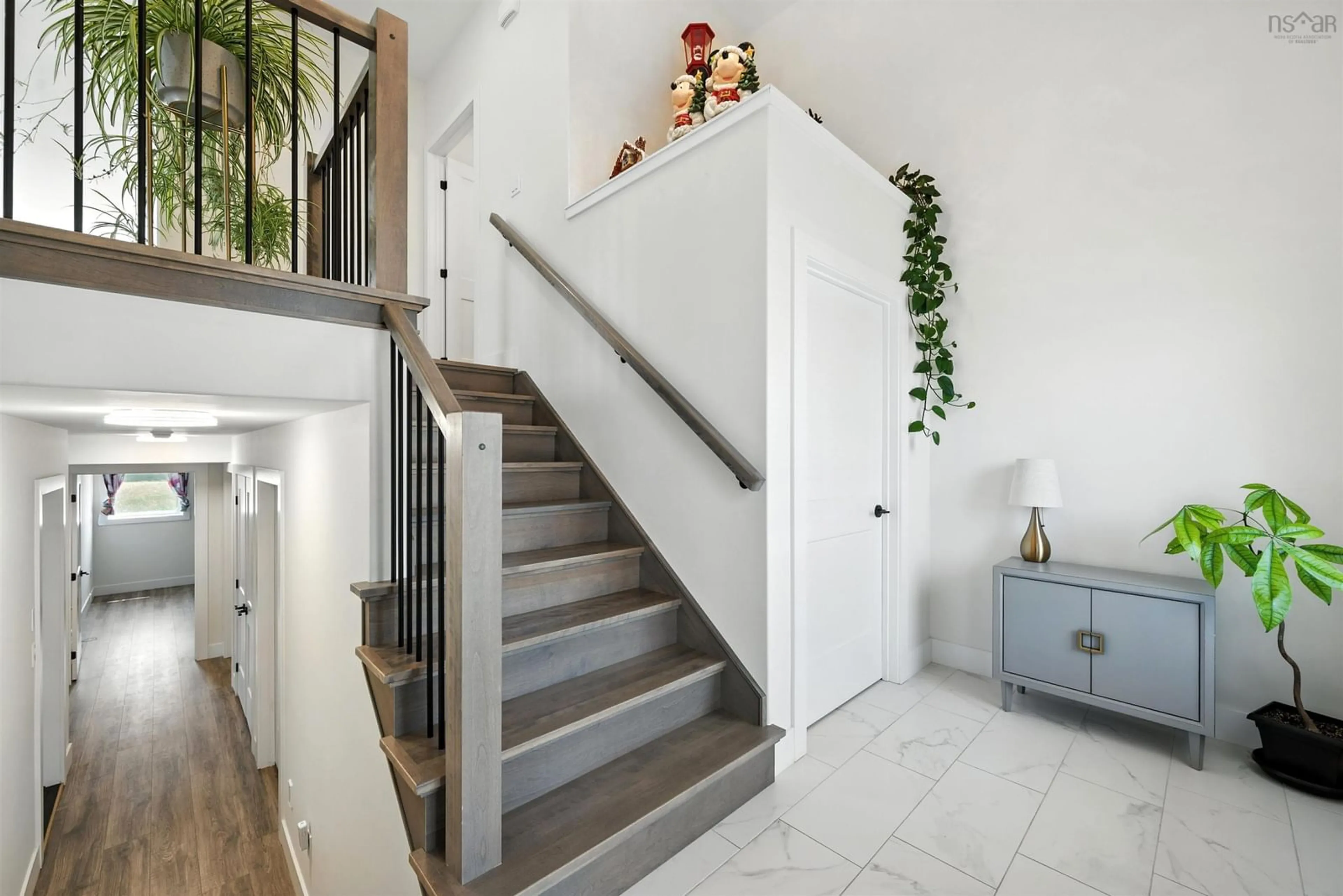 Stairs for 139 Elizabeth Doane Dr, Bedford Nova Scotia B4B 1G5