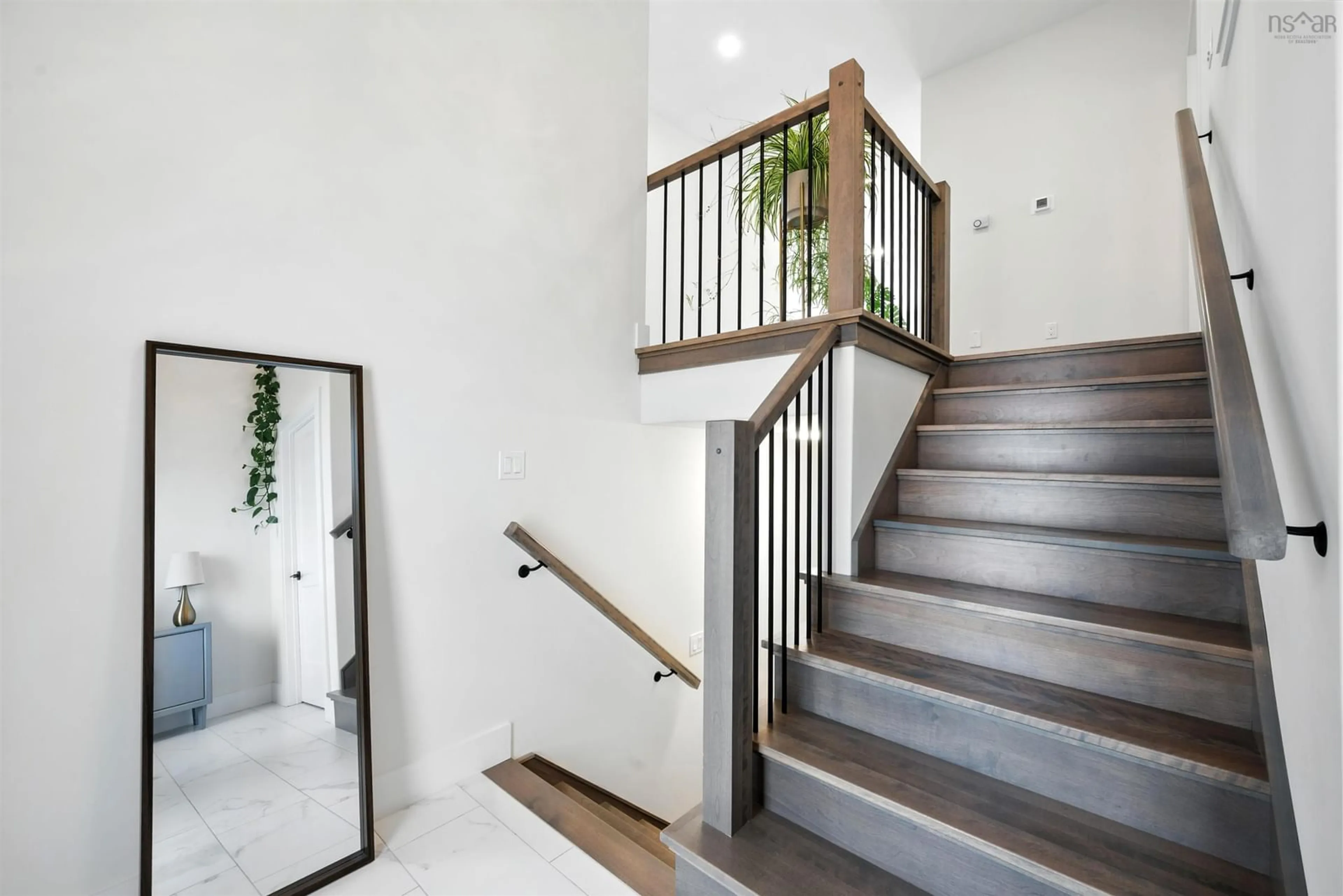 Stairs for 139 Elizabeth Doane Dr, Bedford Nova Scotia B4B 1G5