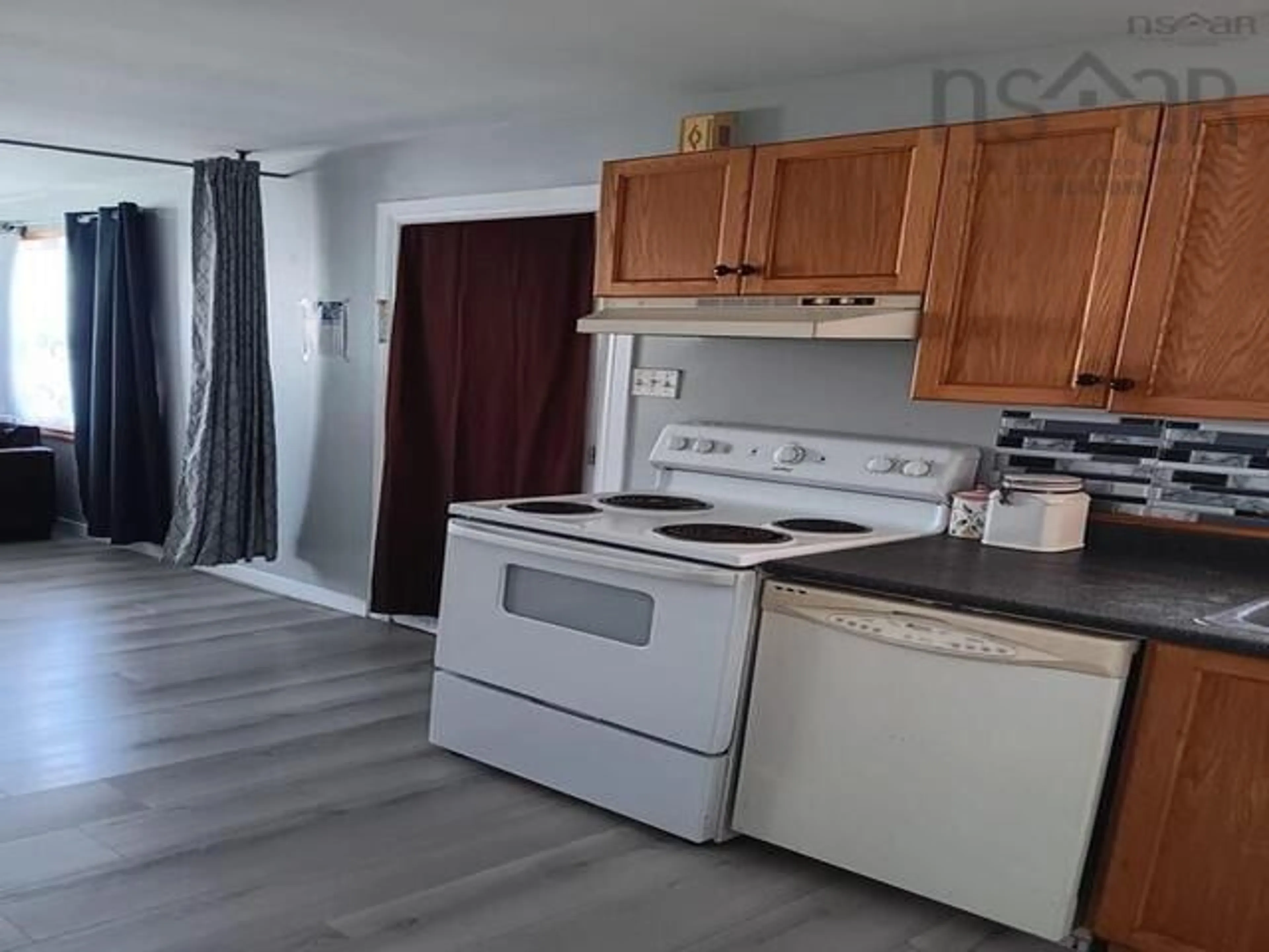 Standard kitchen, unknown for 6 Jackson Rd, Dartmouth Nova Scotia B3A 4A3