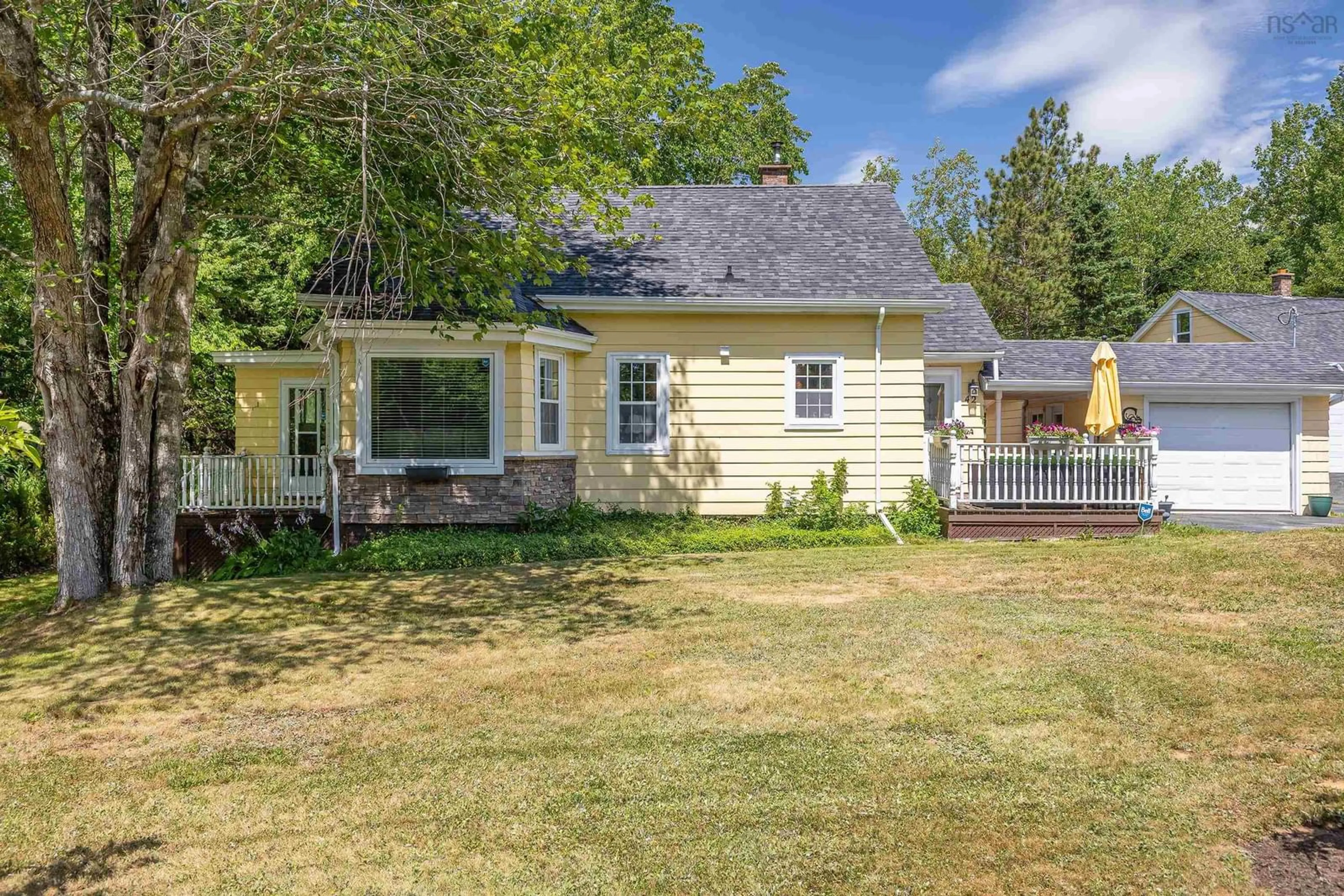 A pic from outside/outdoor area/front of a property/back of a property/a pic from drone, street for 42 Oldham Rd, Enfield Nova Scotia B2T 1E2