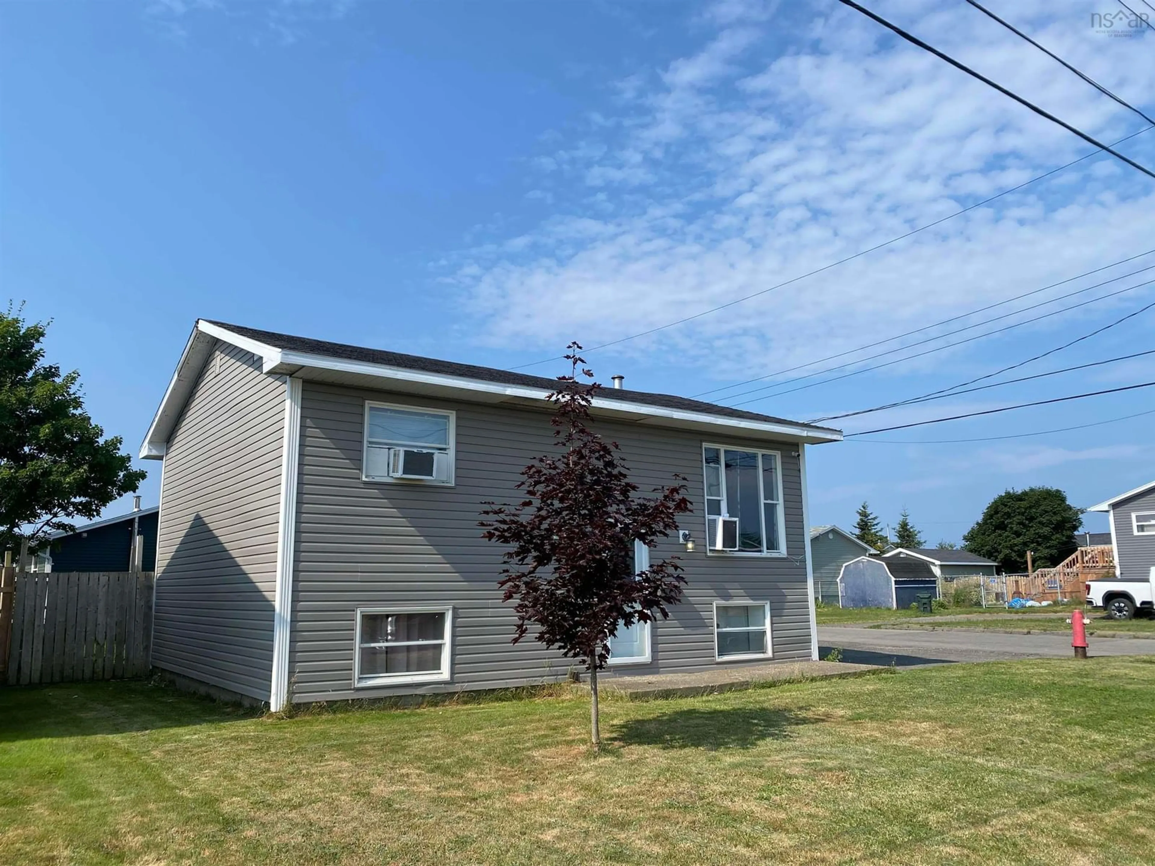 Home with vinyl exterior material, unknown for 24 Notre Dame St, Sydney Mines Nova Scotia B1V 2R7