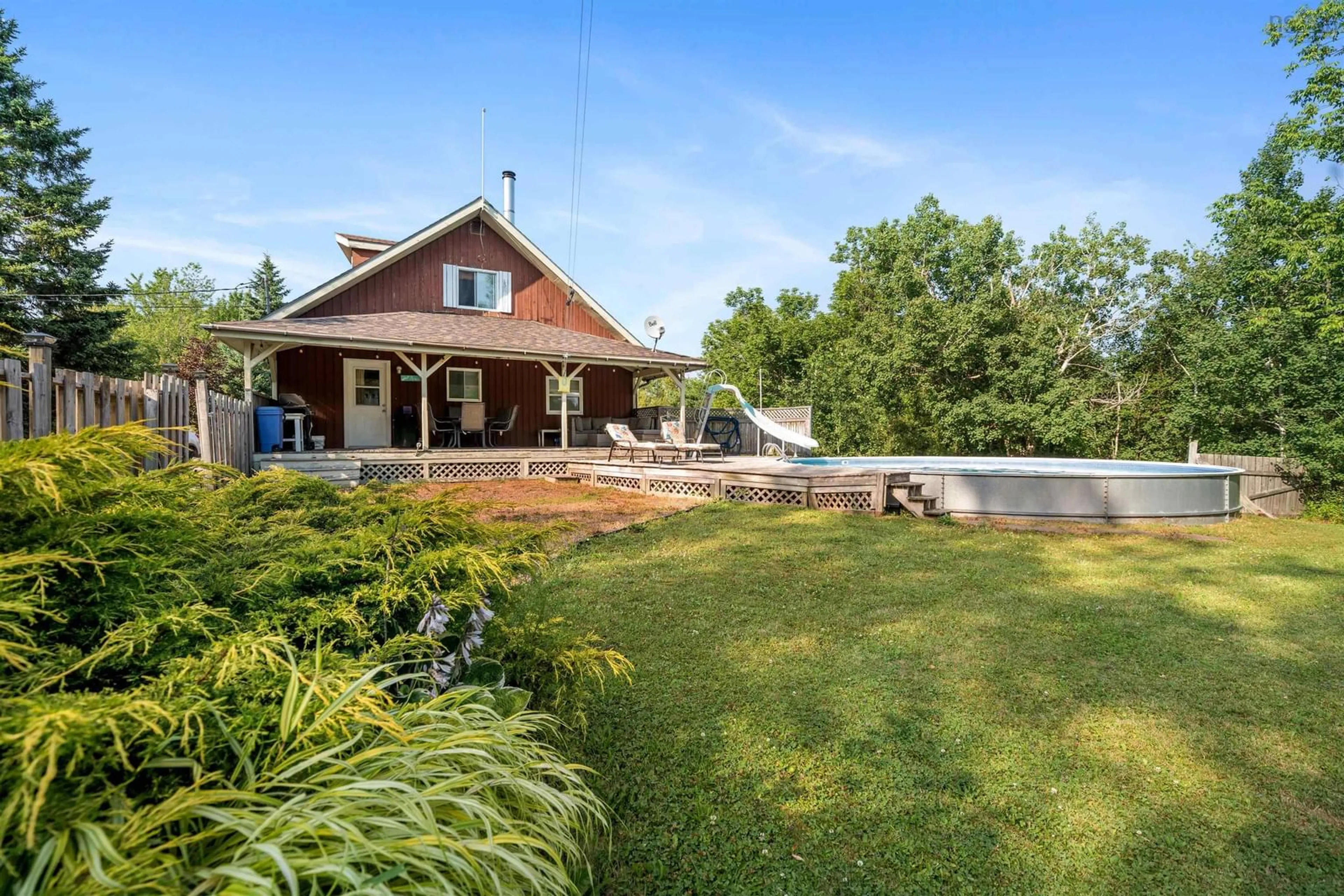 A pic from outside/outdoor area/front of a property/back of a property/a pic from drone, unknown for 5378 Little Harbour Rd, Little Harbour Nova Scotia B2H 5C4