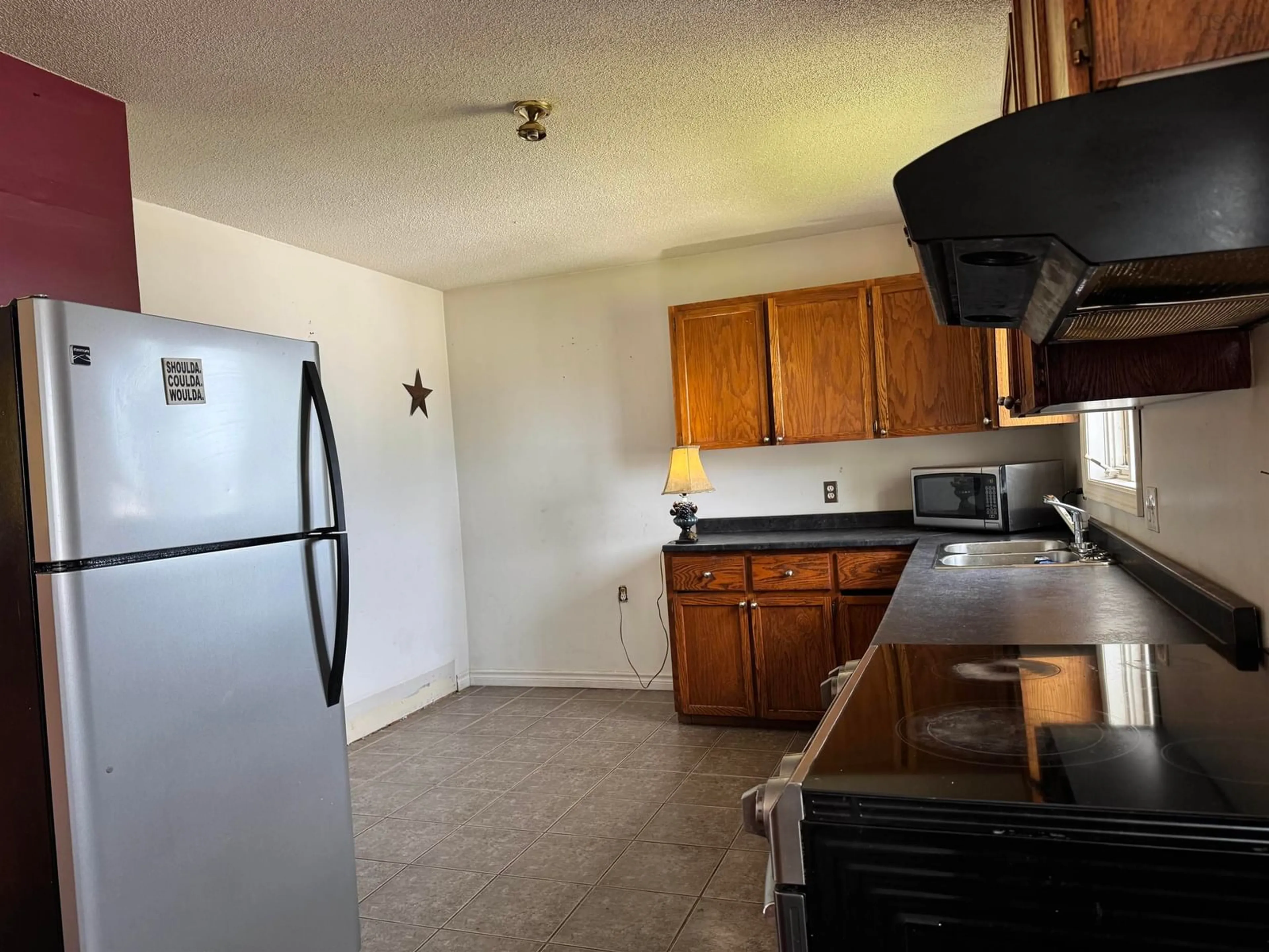 Standard kitchen, unknown for 68 Macdonald Cres, Sydney Mines Nova Scotia B1Y 3H5