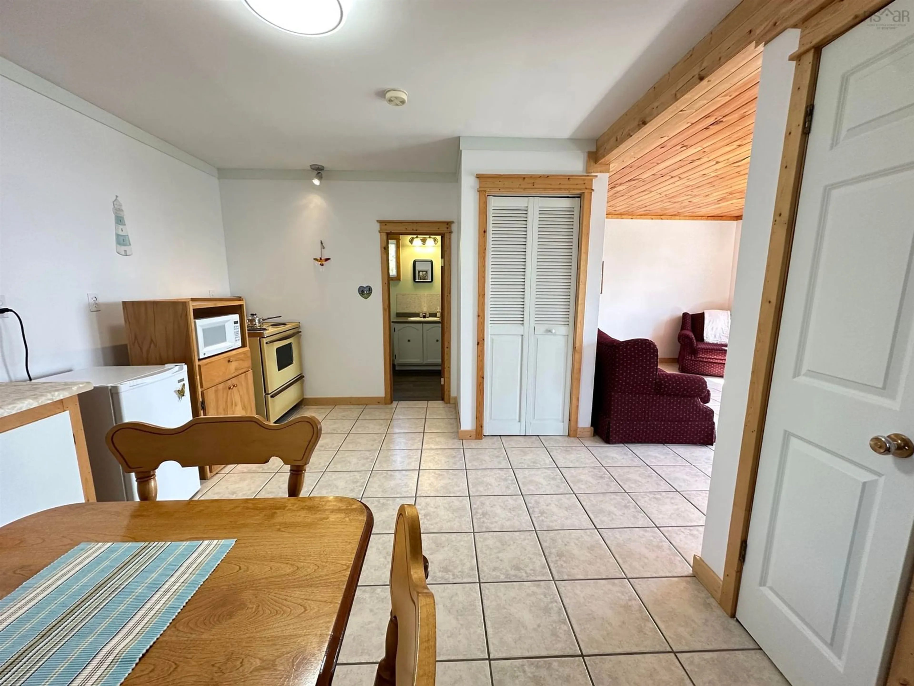 A pic of a room for 19118 Highway 7, Spry Harbour Nova Scotia B0J 3H0
