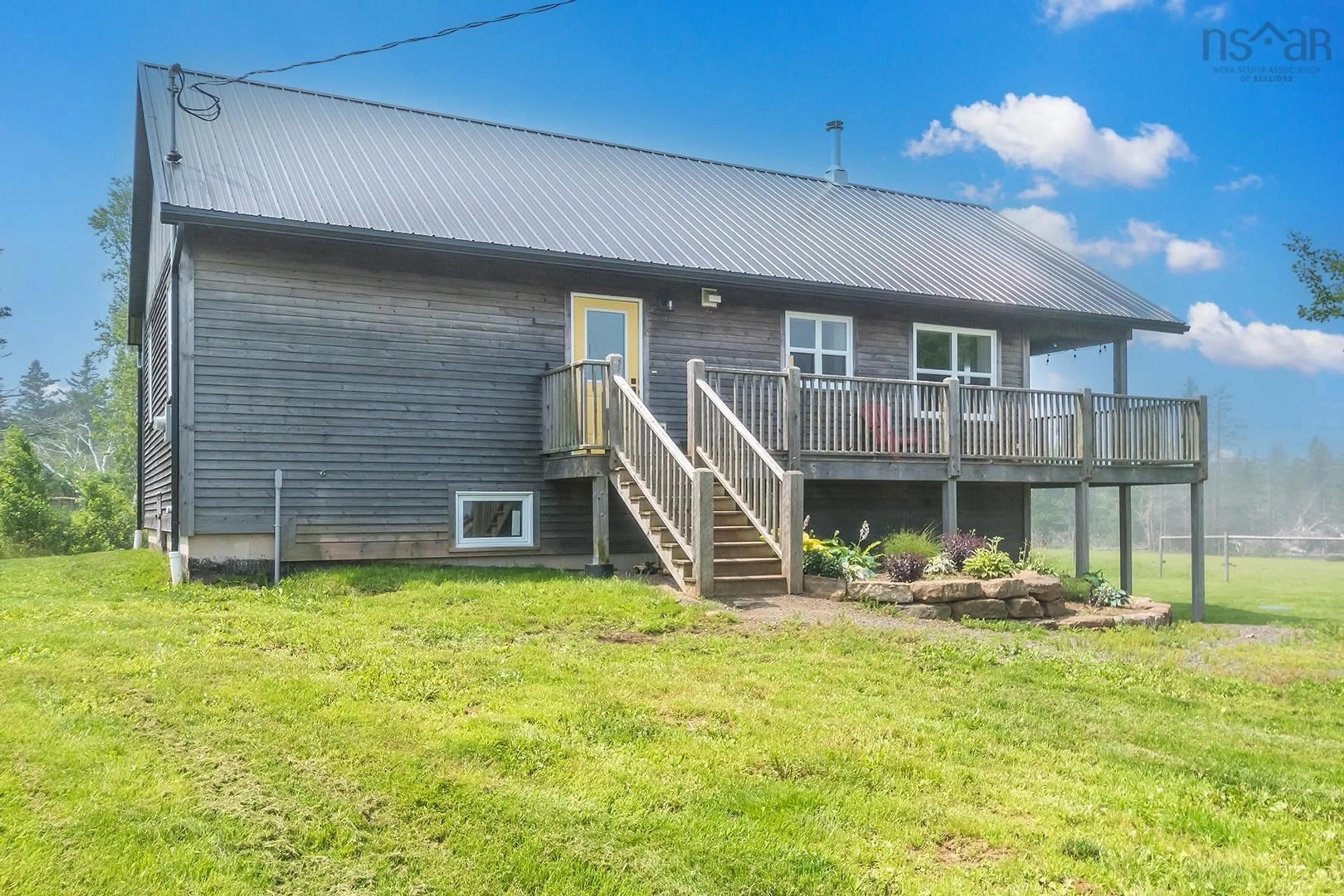 Patio, unknown for 1499 Nollette Beckwith Rd, Victoria Harbour Nova Scotia B0P 1E0