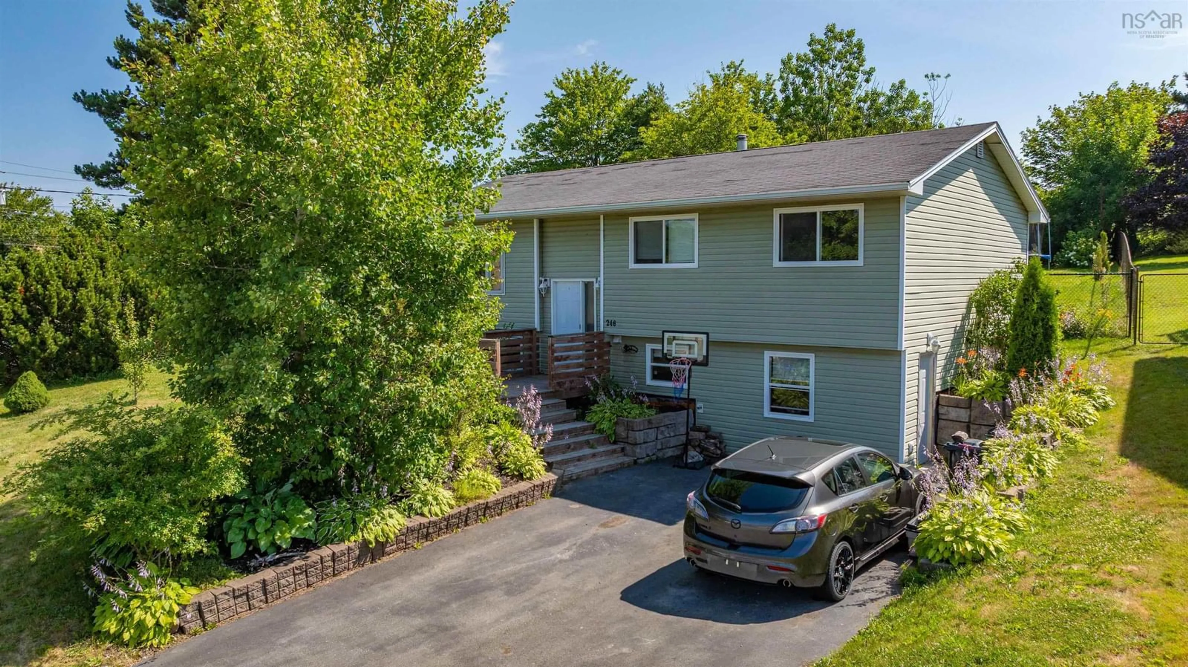 A pic from outside/outdoor area/front of a property/back of a property/a pic from drone, street for 246 Arklow Dr, Dartmouth Nova Scotia B2W 4R6