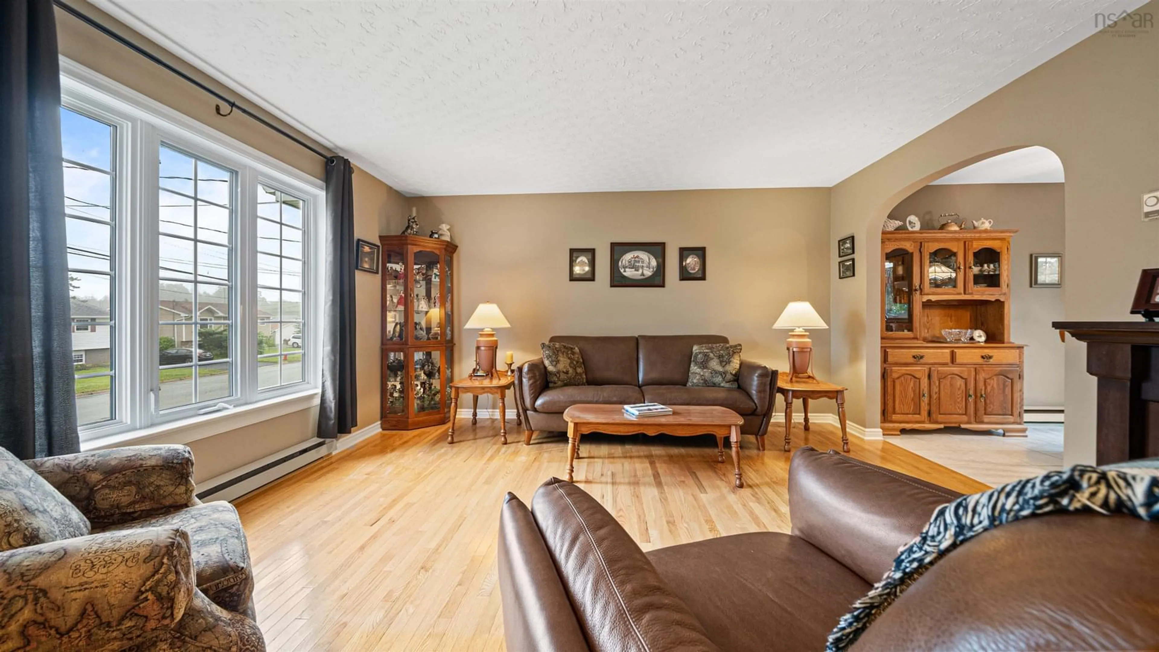 Living room with furniture, wood/laminate floor for 69 Carlisle Dr, Cole Harbour Nova Scotia B2V 1V8