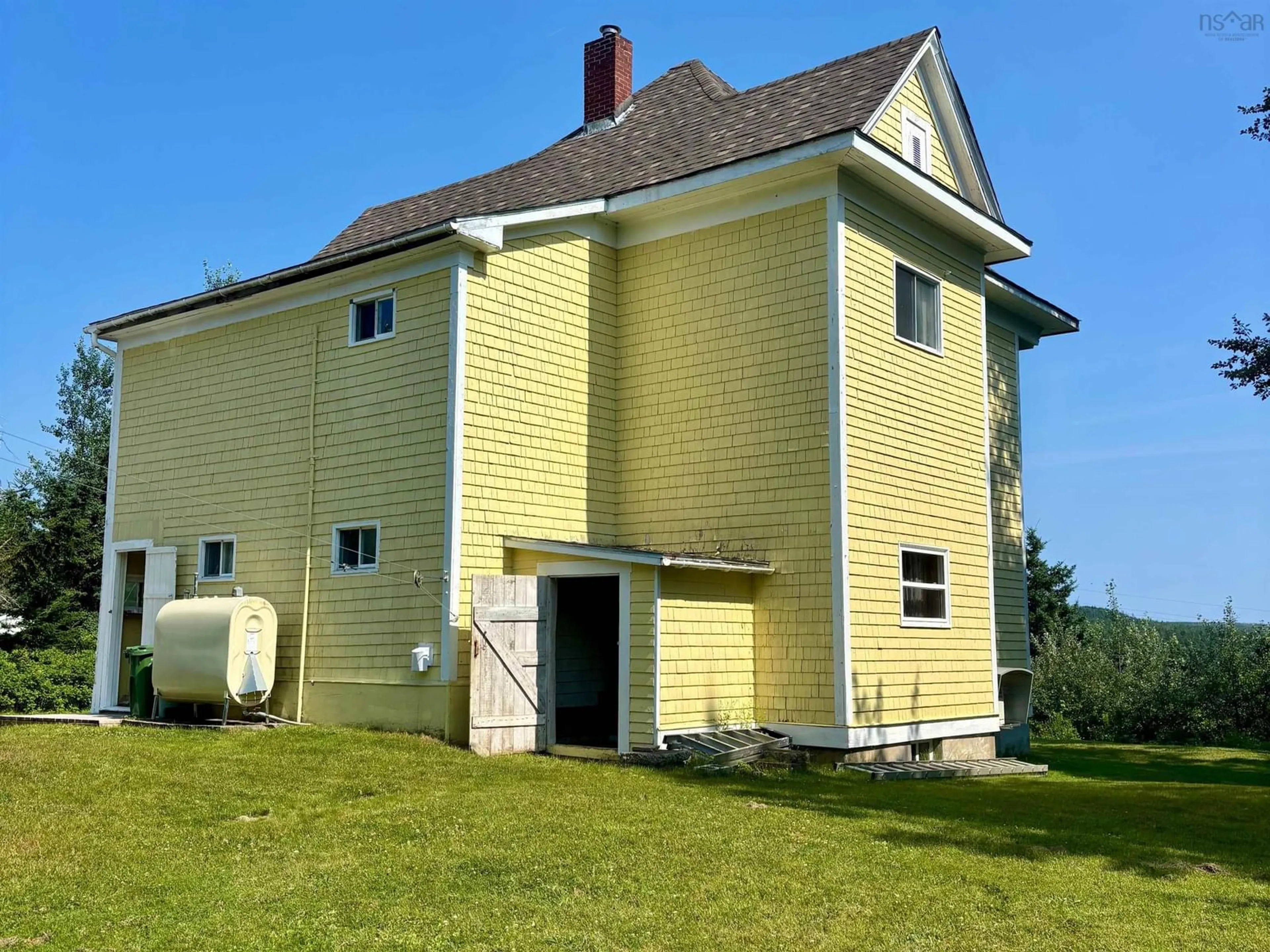 A pic from outside/outdoor area/front of a property/back of a property/a pic from drone, building for 13510 Hwy 6, Isaacs Harbour North Nova Scotia B0H 1S0