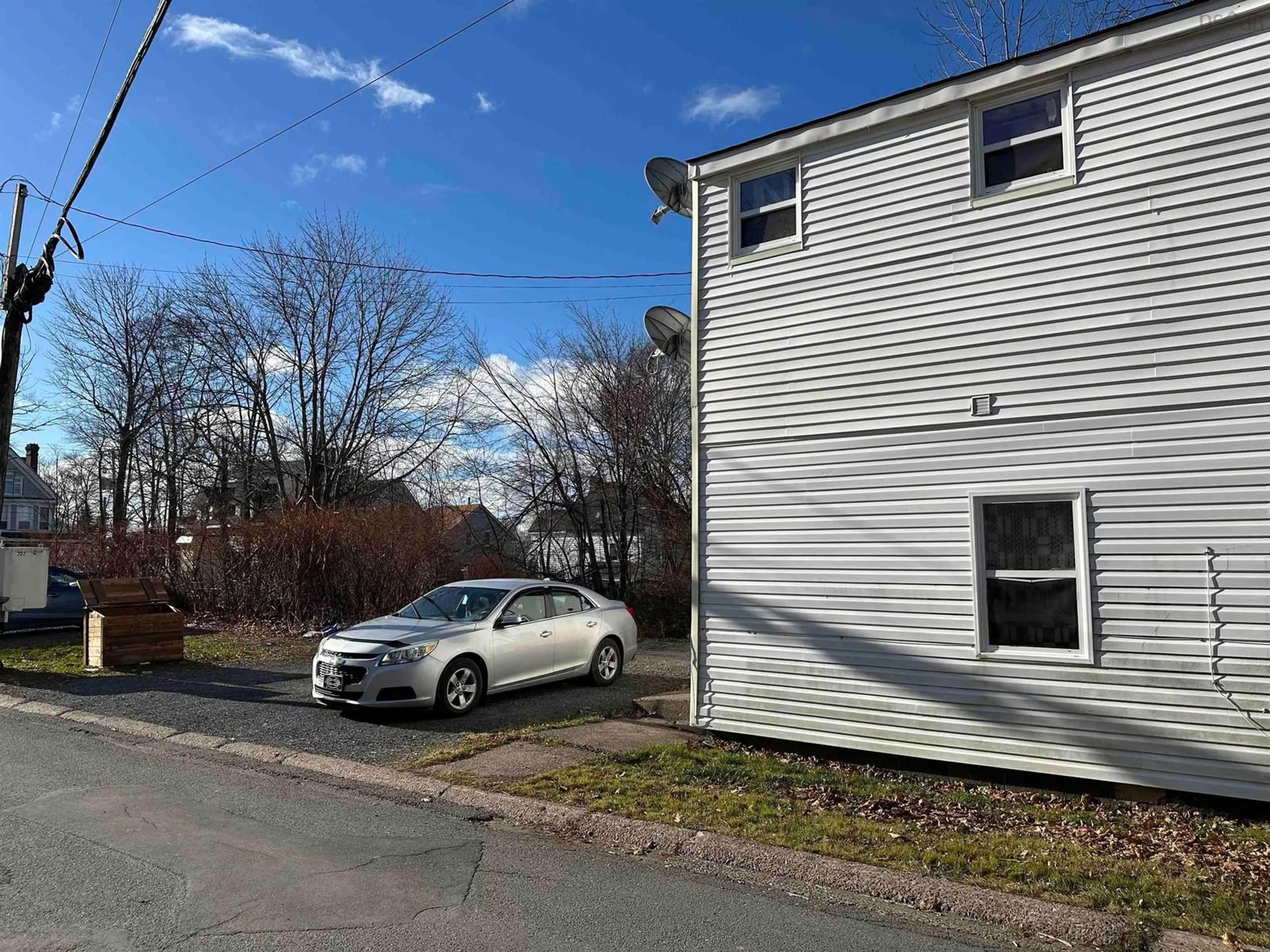 A pic from outside/outdoor area/front of a property/back of a property/a pic from drone, street for 277 Maclean St, New Glasgow Nova Scotia B2H 4N1