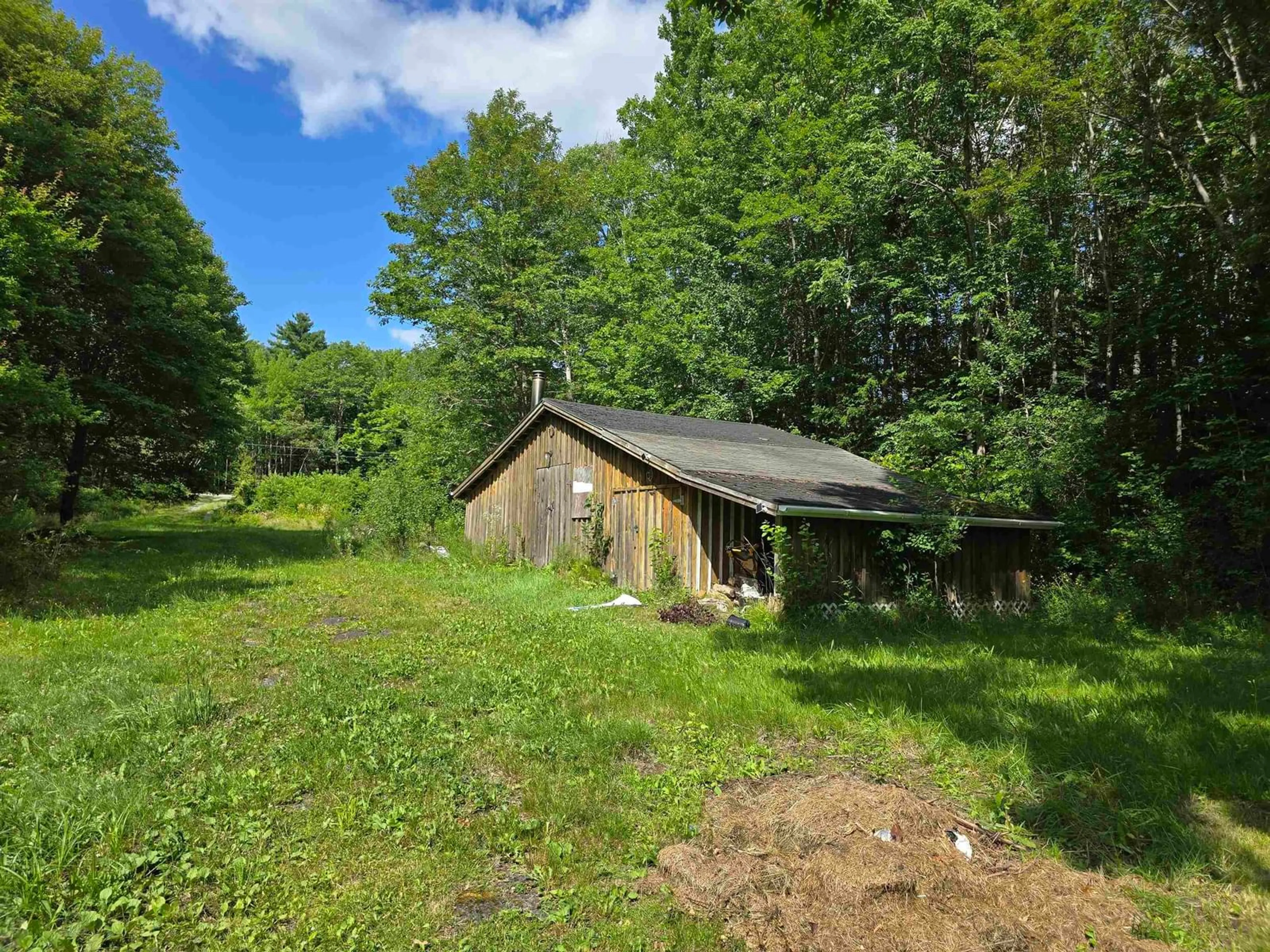 Shed for 19 River Rd, Milton Nova Scotia B0T 1P0