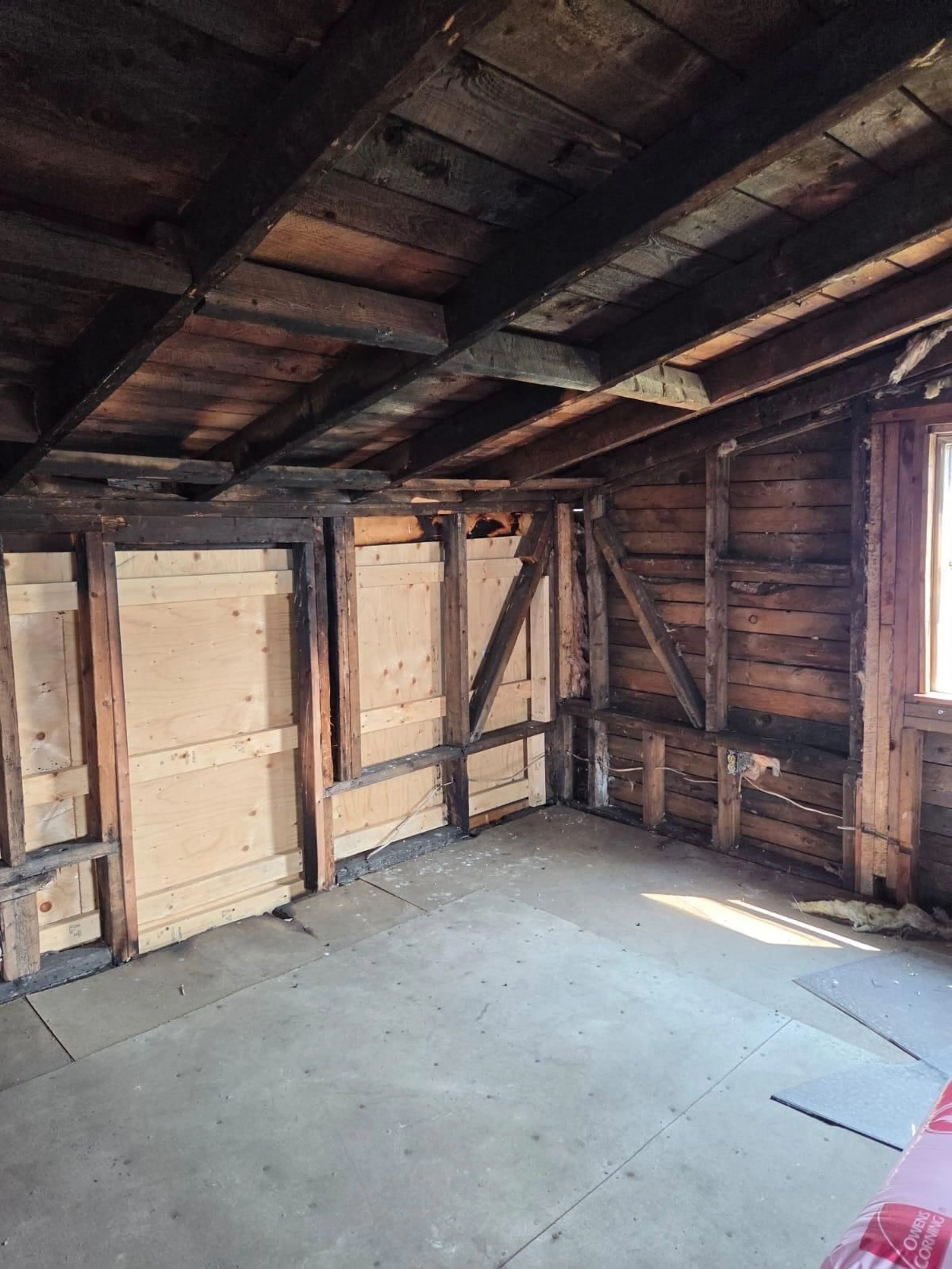 A pic of a room for 34 Young St, Sydney Mines Nova Scotia B1V 1V5