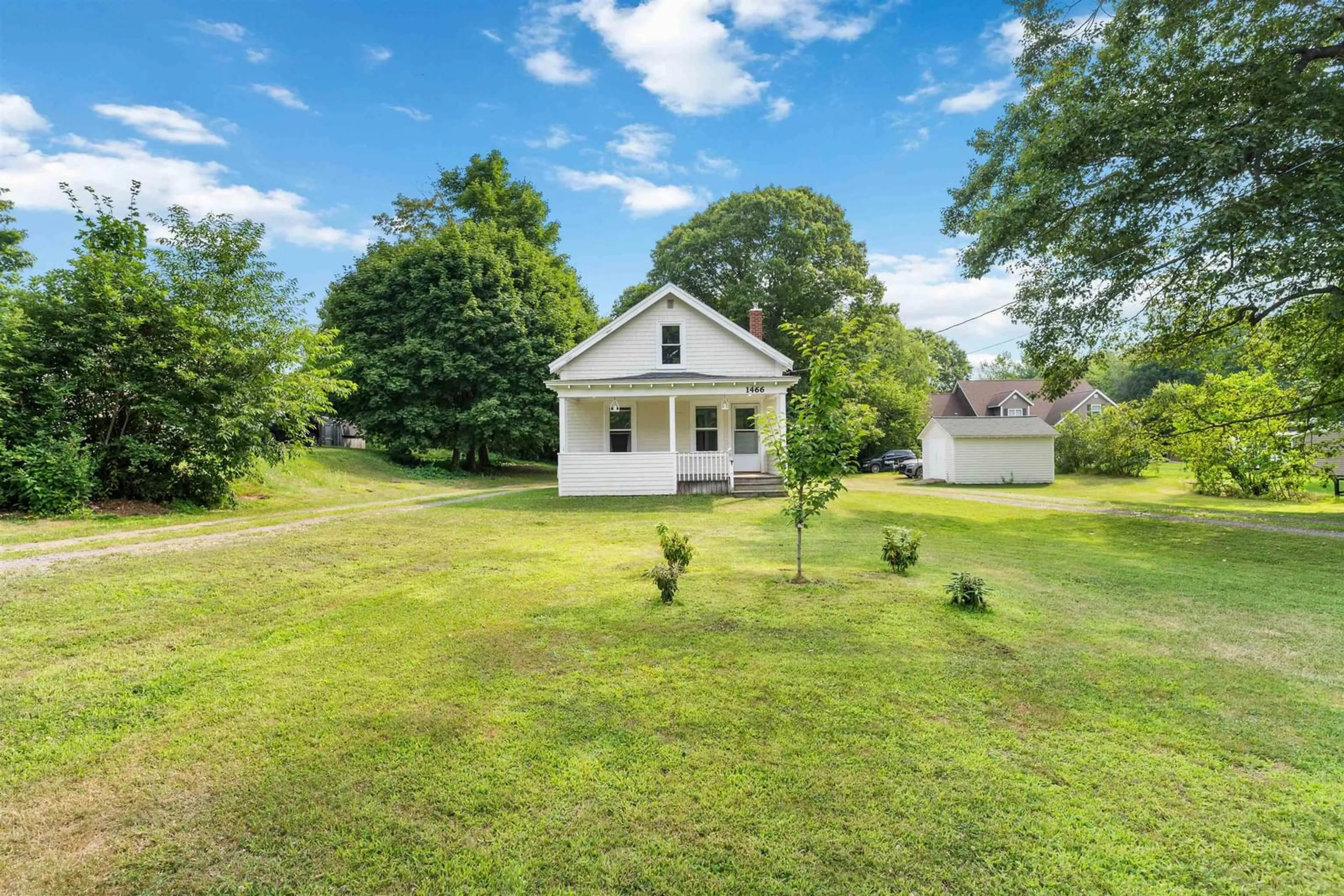 A pic from outside/outdoor area/front of a property/back of a property/a pic from drone, unknown for 1466 Bridge St, Kingston Nova Scotia B0P 1R0