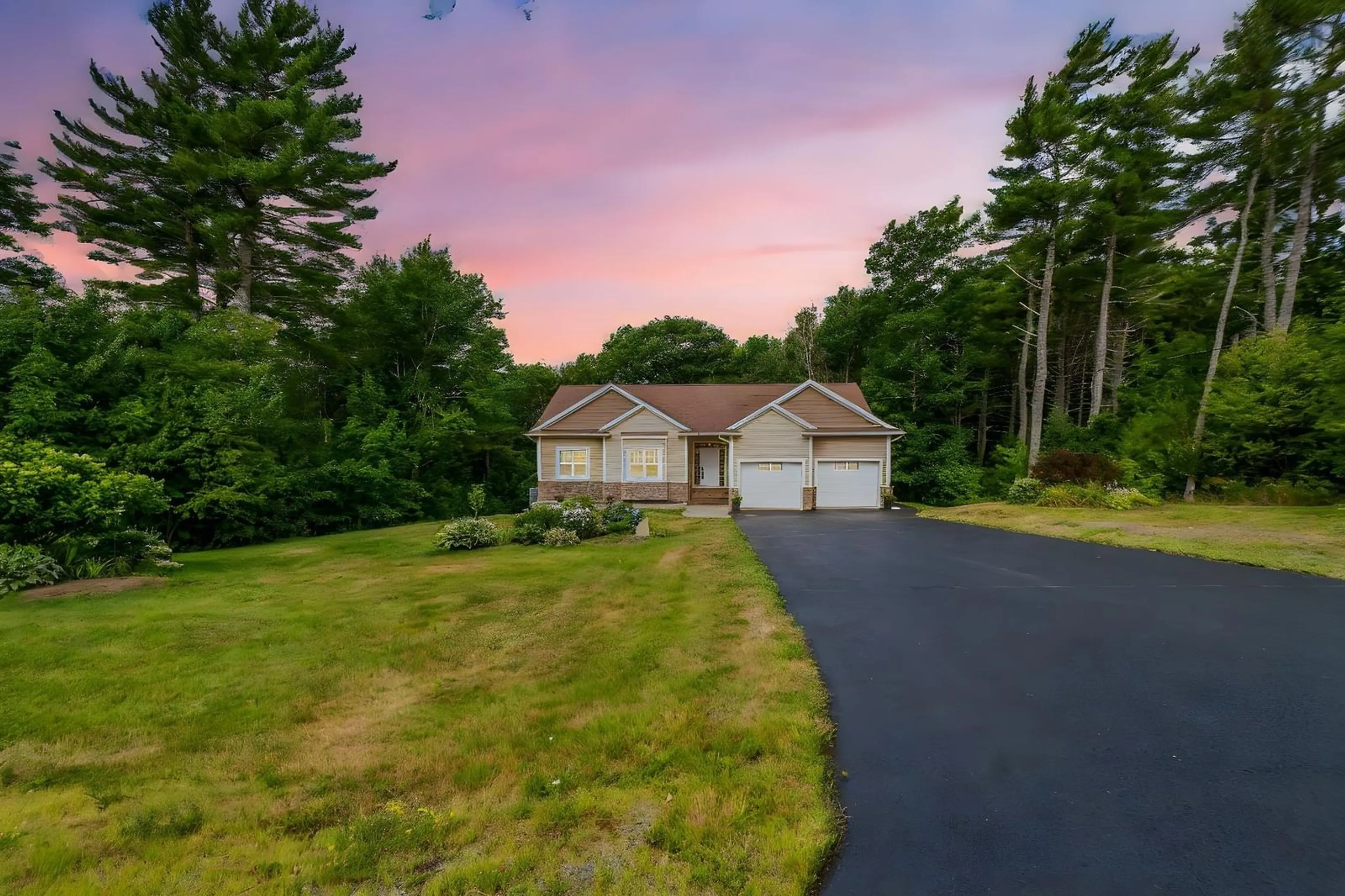 A pic from outside/outdoor area/front of a property/back of a property/a pic from drone, unknown for 110 Given Dr, Grand Lake Nova Scotia B2T 0K1