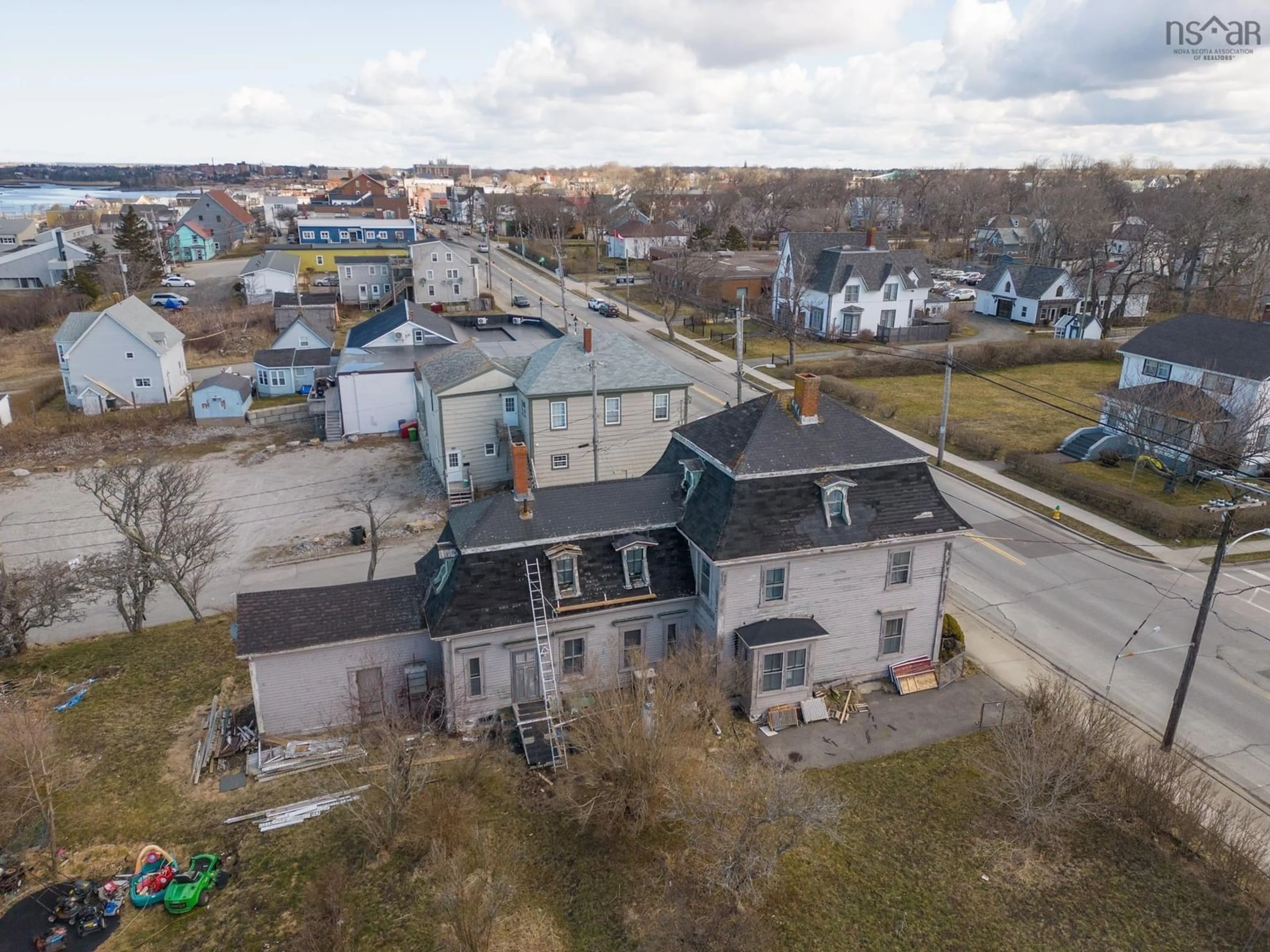 A pic from outside/outdoor area/front of a property/back of a property/a pic from drone, building for 190 Main Street, Yarmouth Nova Scotia B5A 1C5