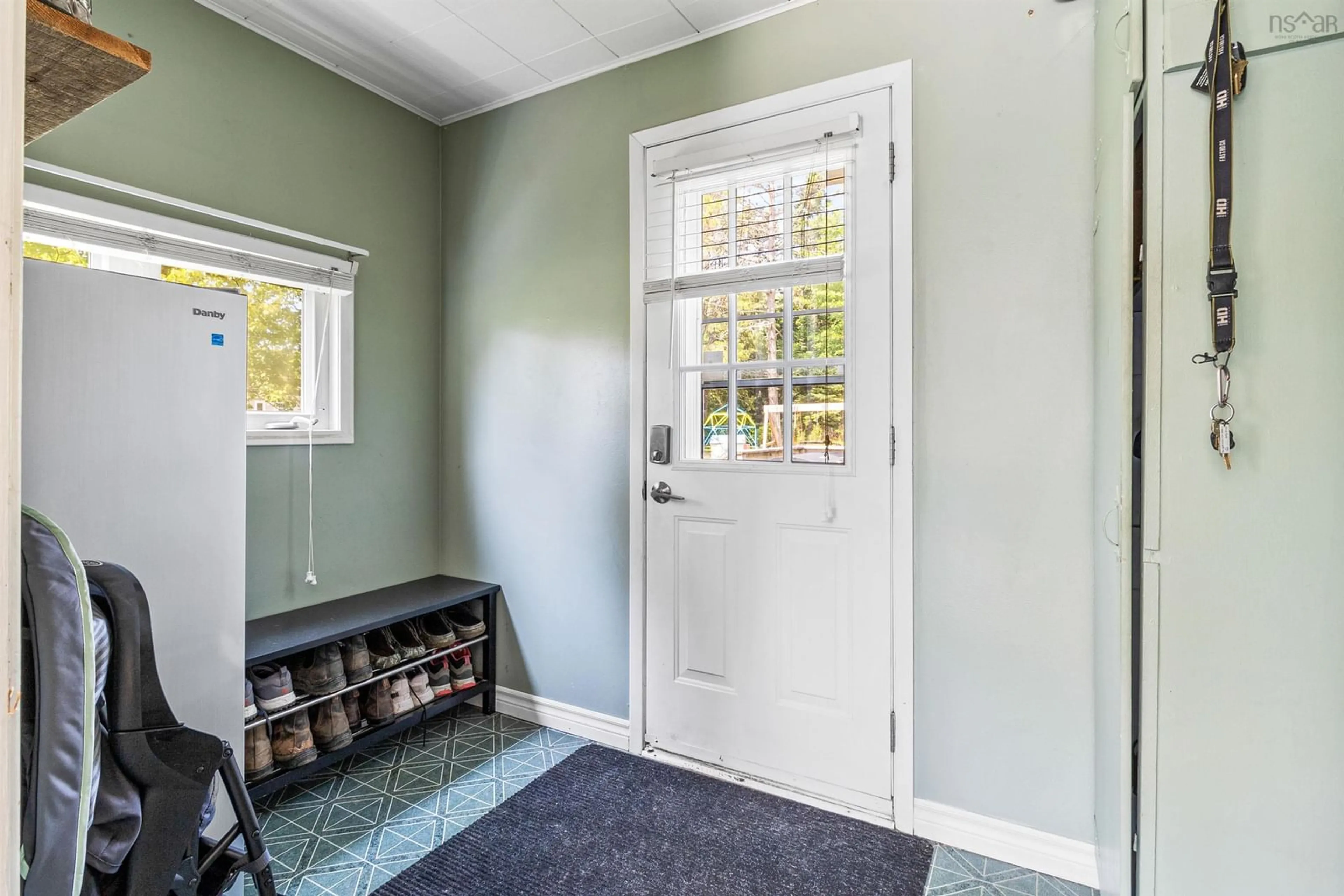 Indoor entryway for 777 Collier Rd, Ardoise Nova Scotia B0N 1L0