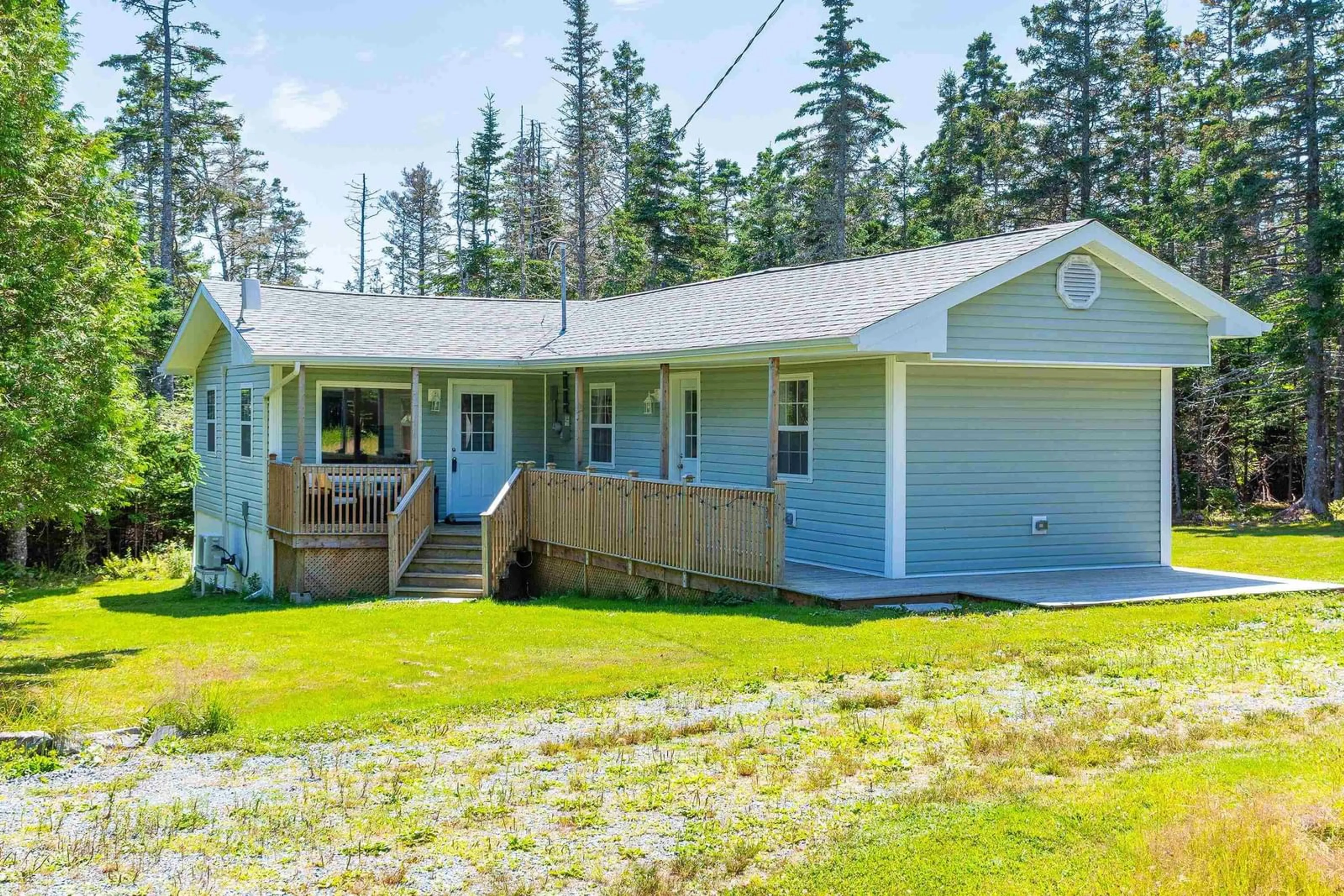 Home with vinyl exterior material, unknown for 20 Howard Stevens Walk, Clam Harbour Nova Scotia B0J 2L0