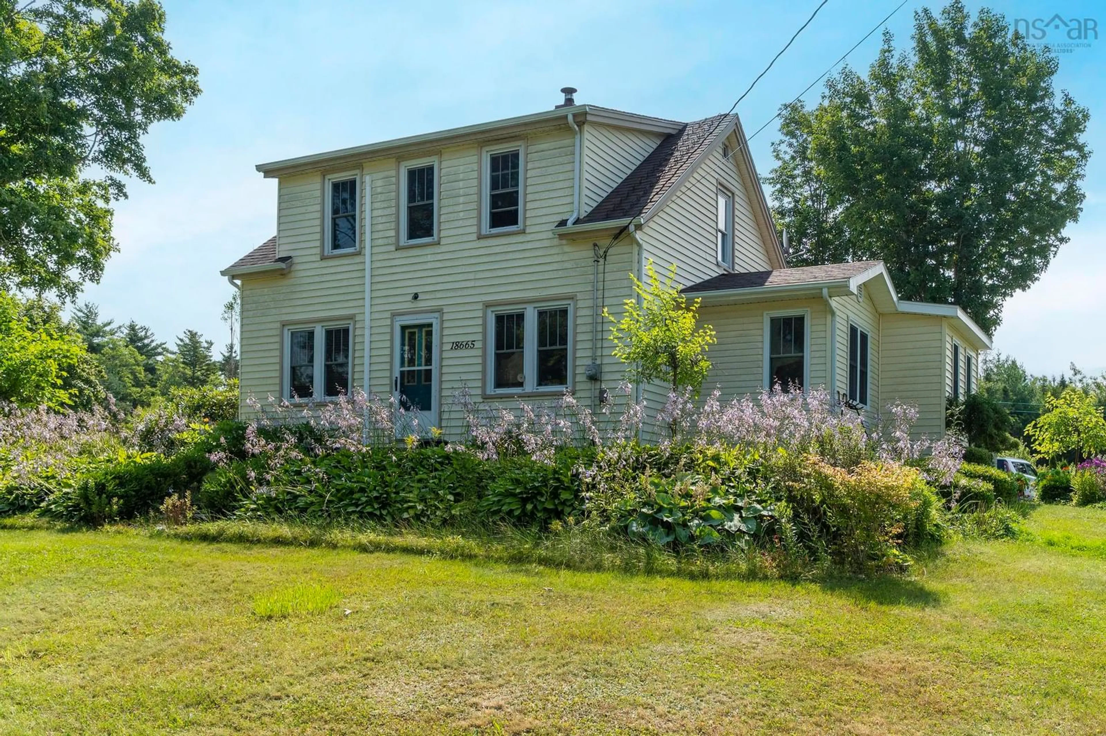 A pic from outside/outdoor area/front of a property/back of a property/a pic from drone, building for 18665 Highway 103, Middlewood Nova Scotia B4V 6L8
