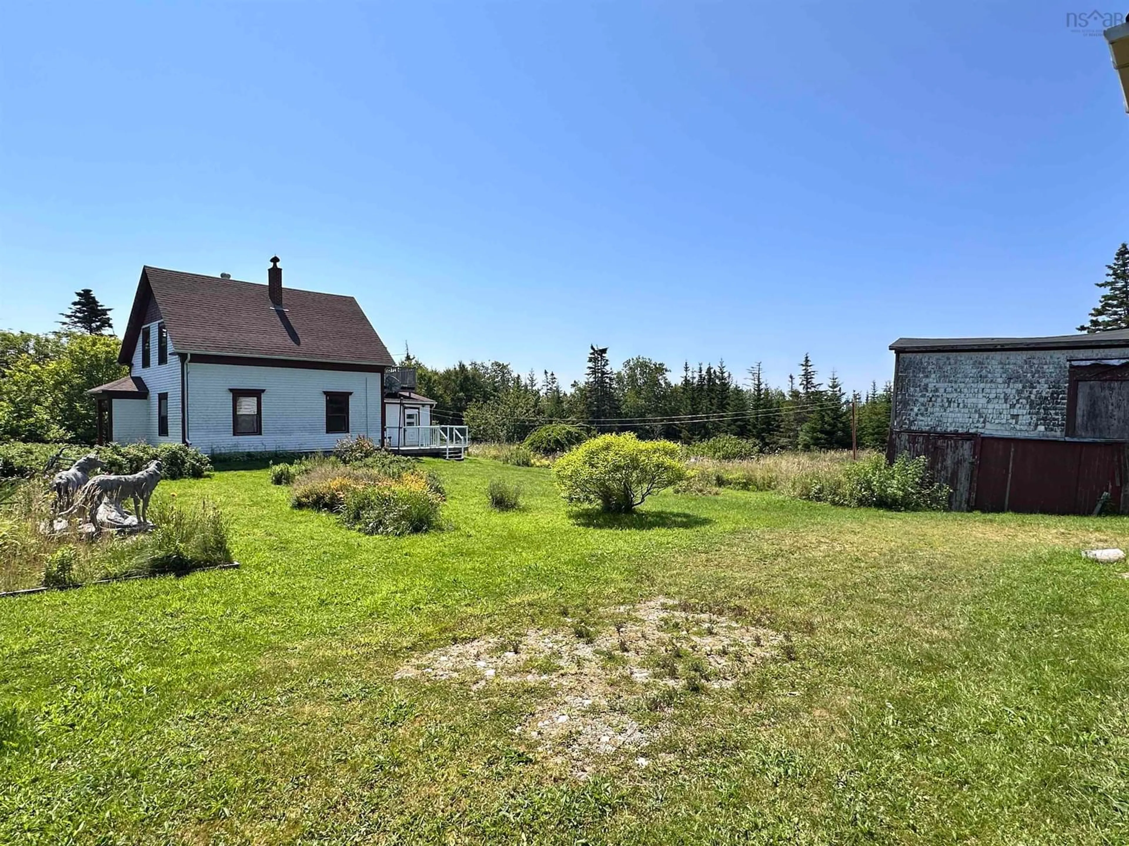 A pic from outside/outdoor area/front of a property/back of a property/a pic from drone, unknown for 850 Rockland Road + 16 Acres, East Side Of Ragged Island Nova Scotia B0T 1V0
