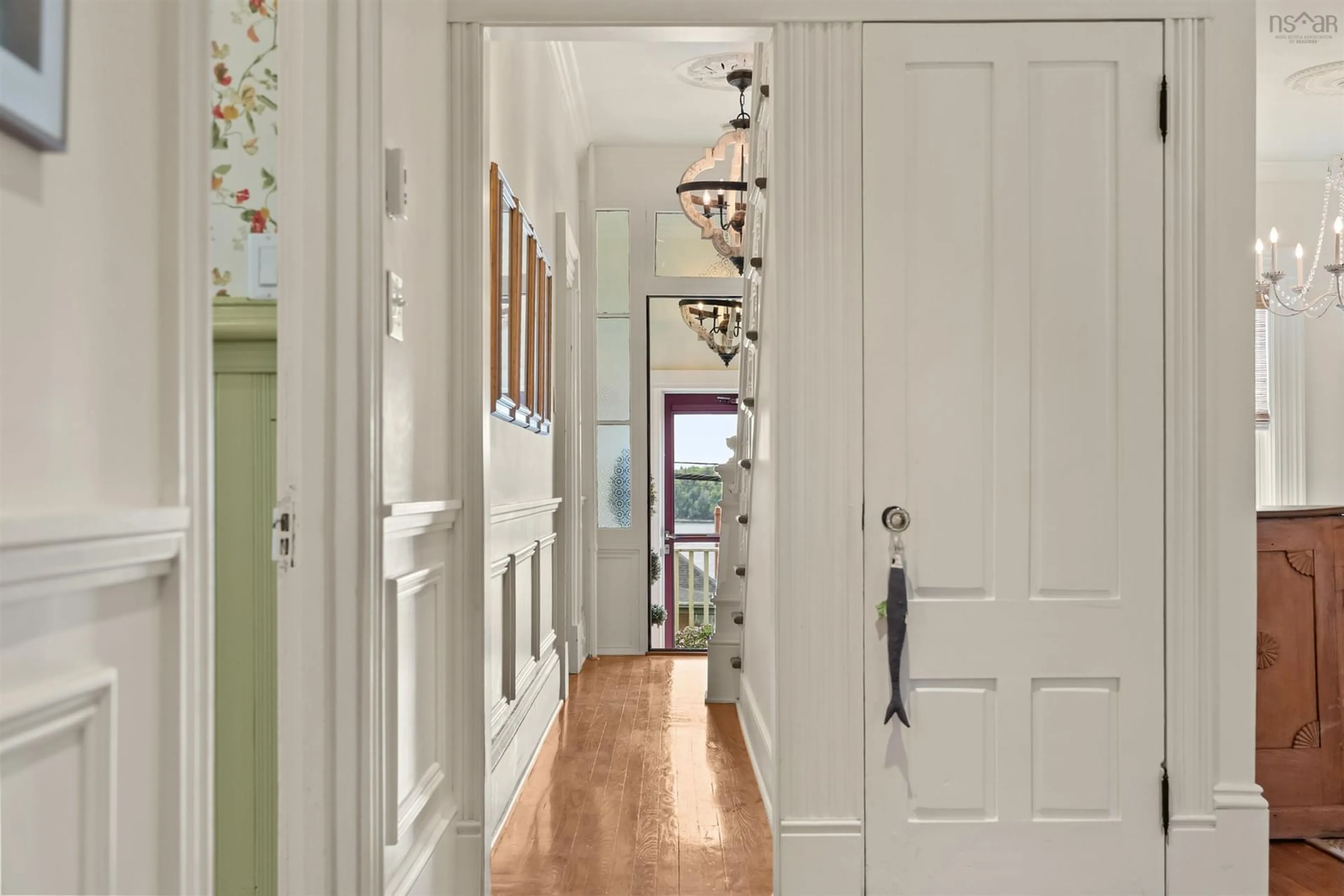 Indoor entryway for 215 Pelham St, Lunenburg Nova Scotia B0J 2C0
