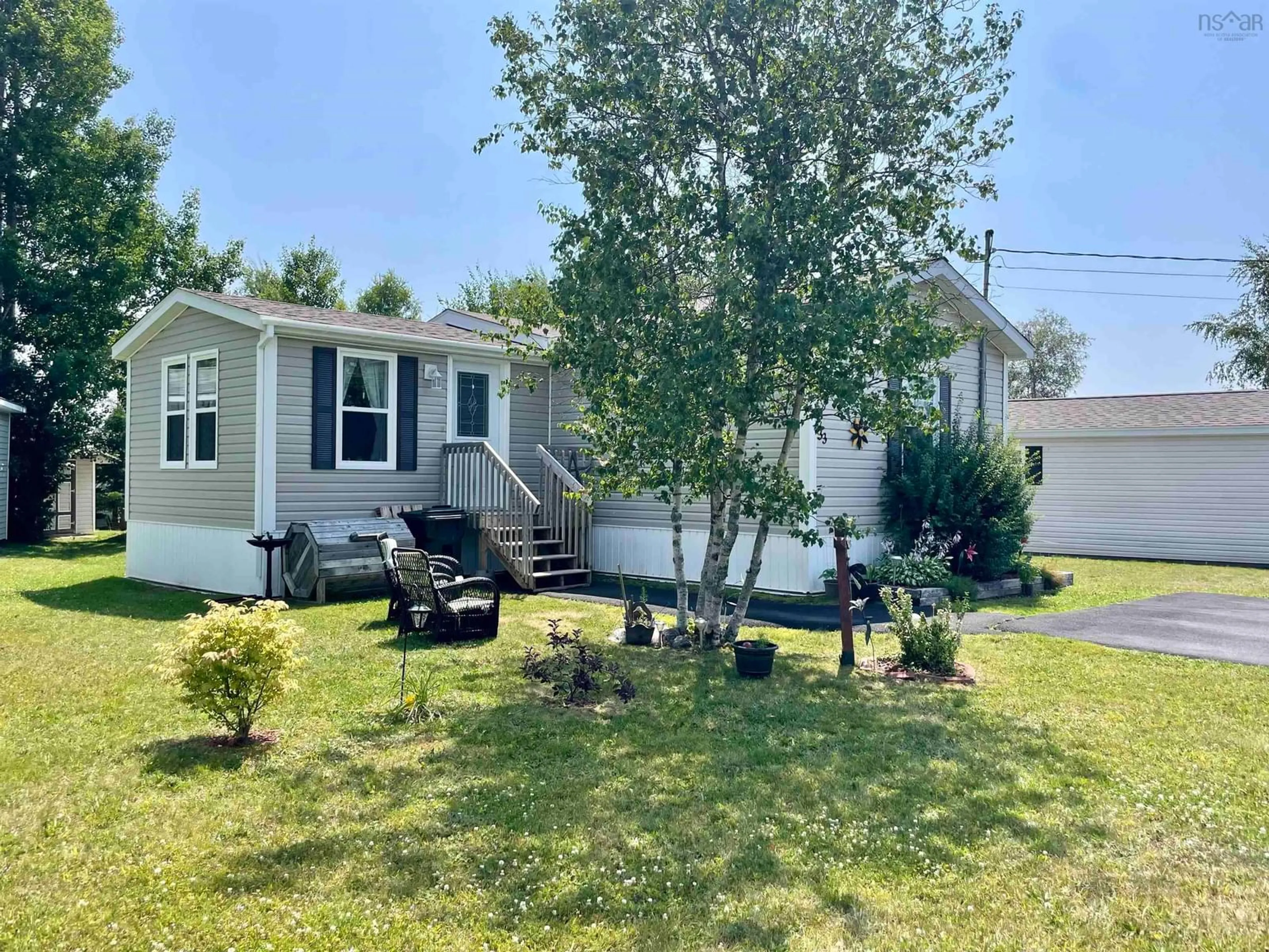 A pic from outside/outdoor area/front of a property/back of a property/a pic from drone, street for 33 Pinehurst St, Amherst Nova Scotia B4H 4X5