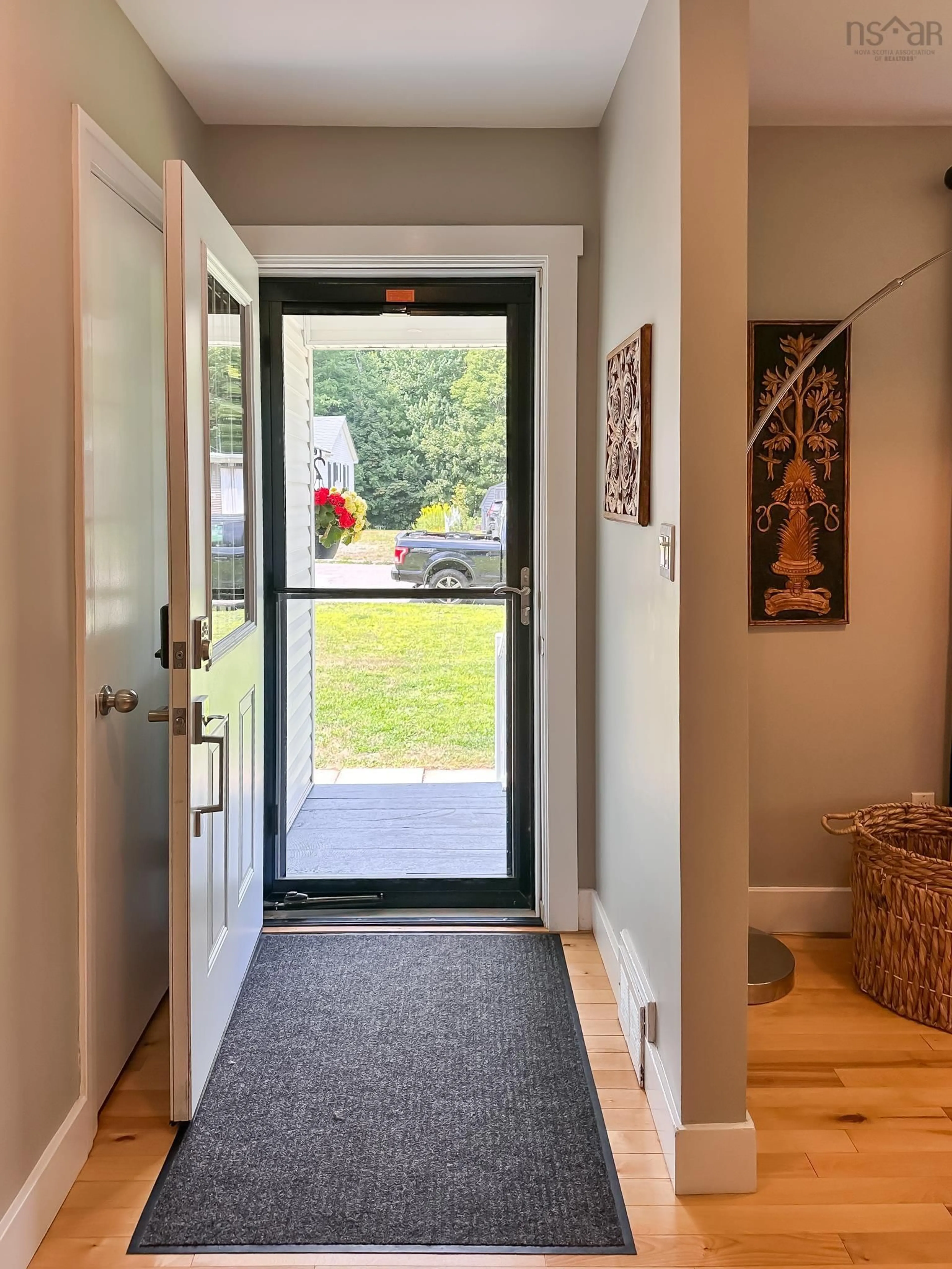 Indoor entryway for 12 Southview Ave, Kentville Nova Scotia B4N 2N1