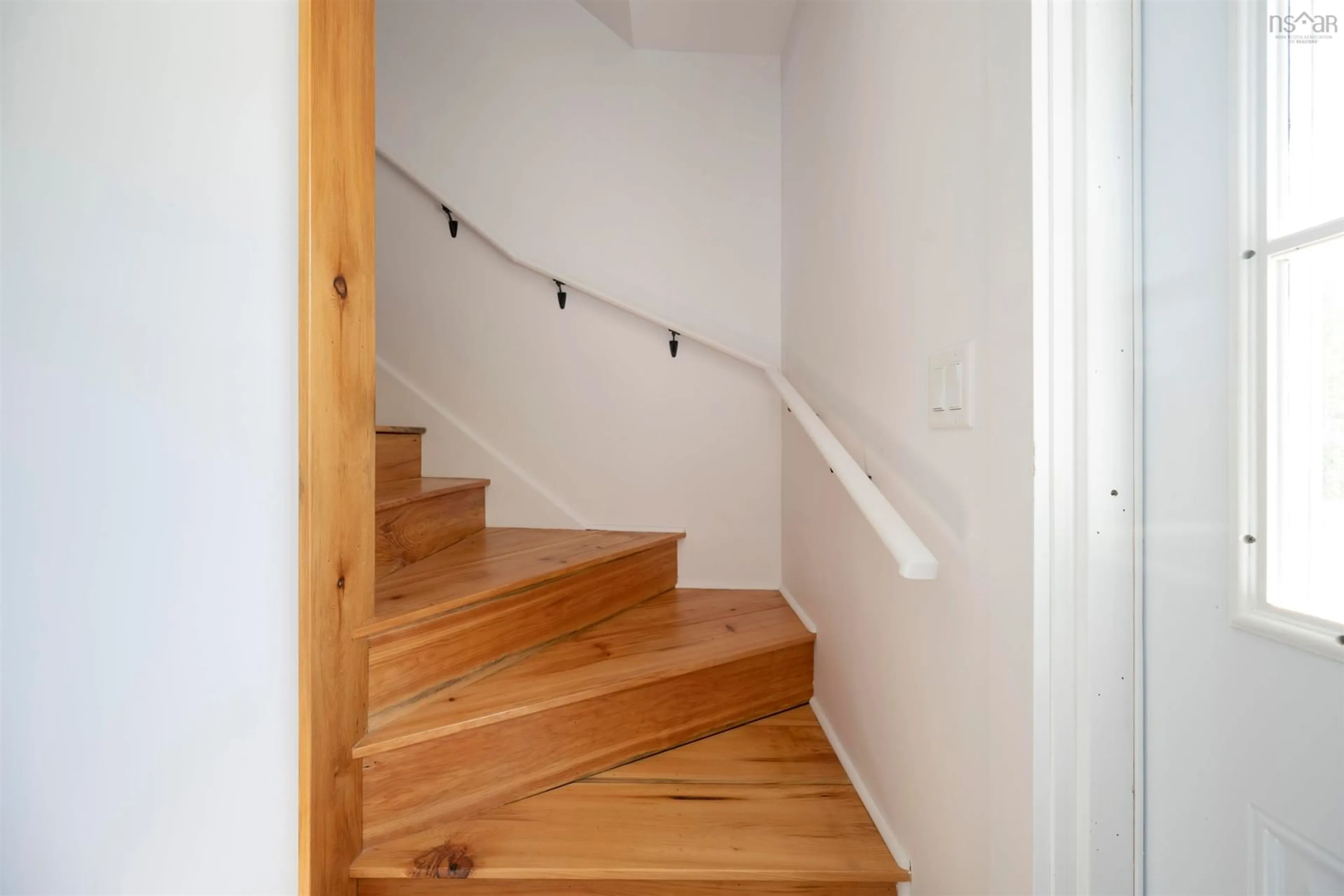 Stairs for 1988 New Chester Rd, New Chester Nova Scotia B0J 2K0