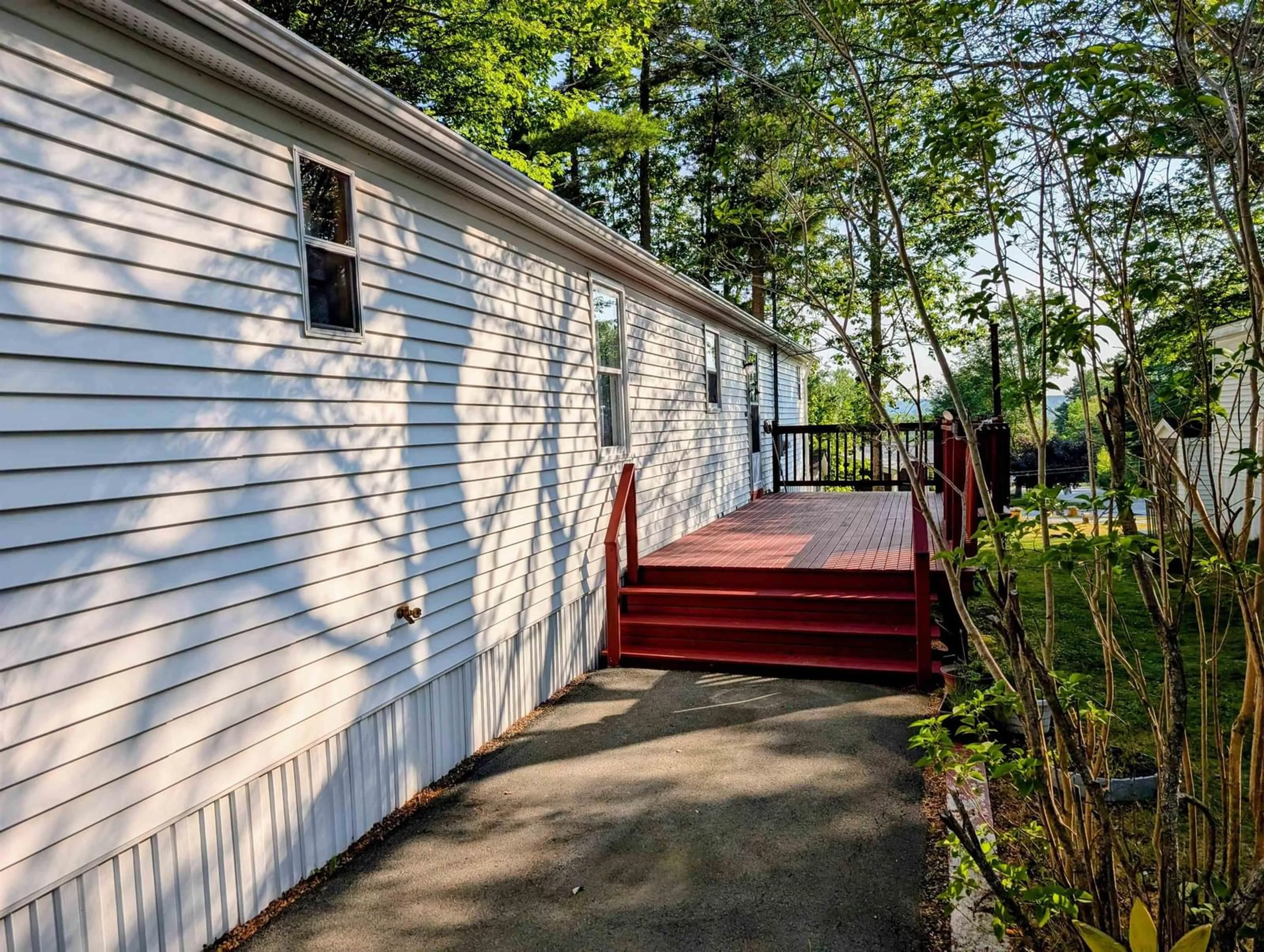 Home with vinyl exterior material, unknown for 3 Summer Cres, Bridgewater Nova Scotia B4V 3P4
